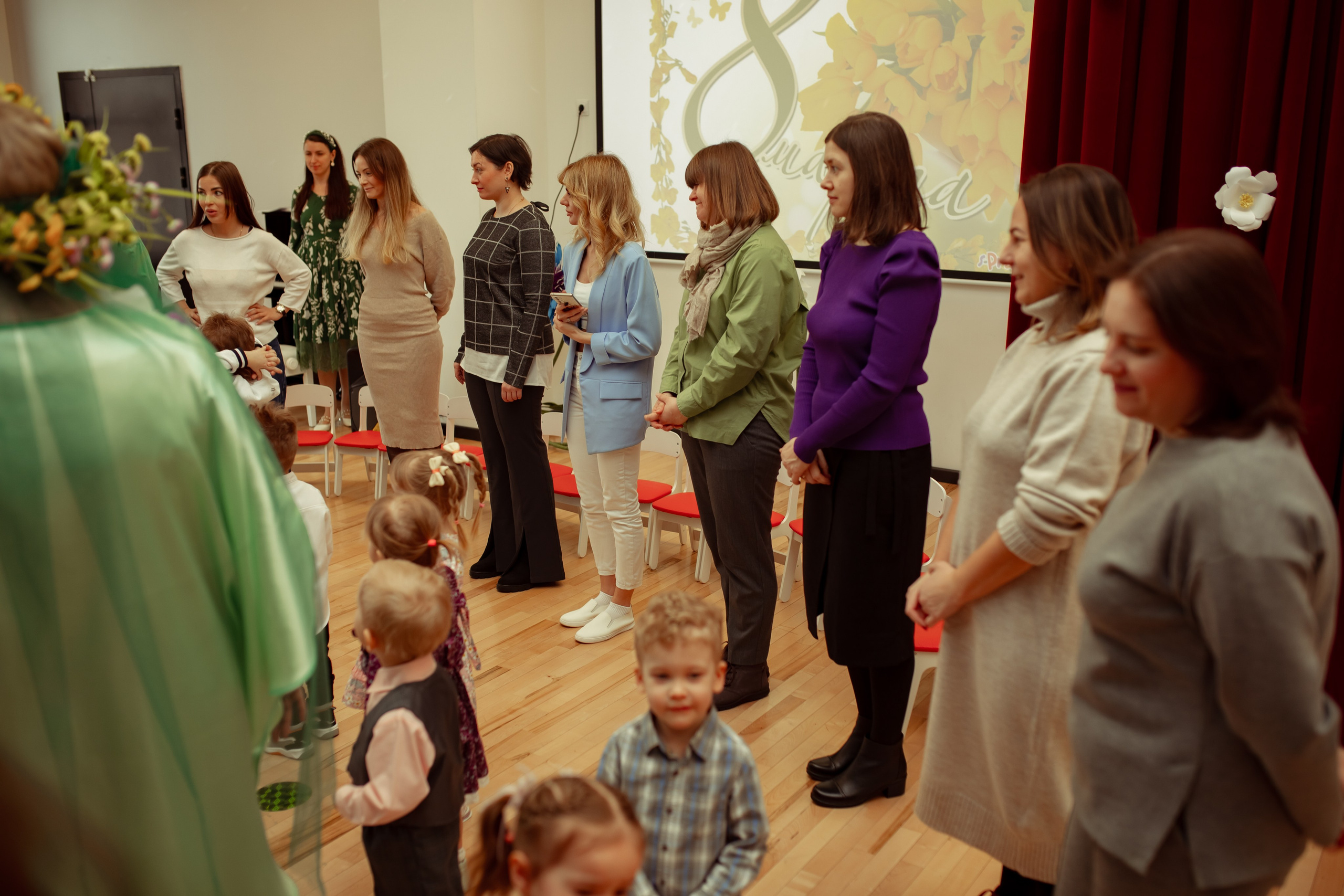 Праздник весны в детском саду. Семейный и детский фотограф в Москве Дорогова Екатерина