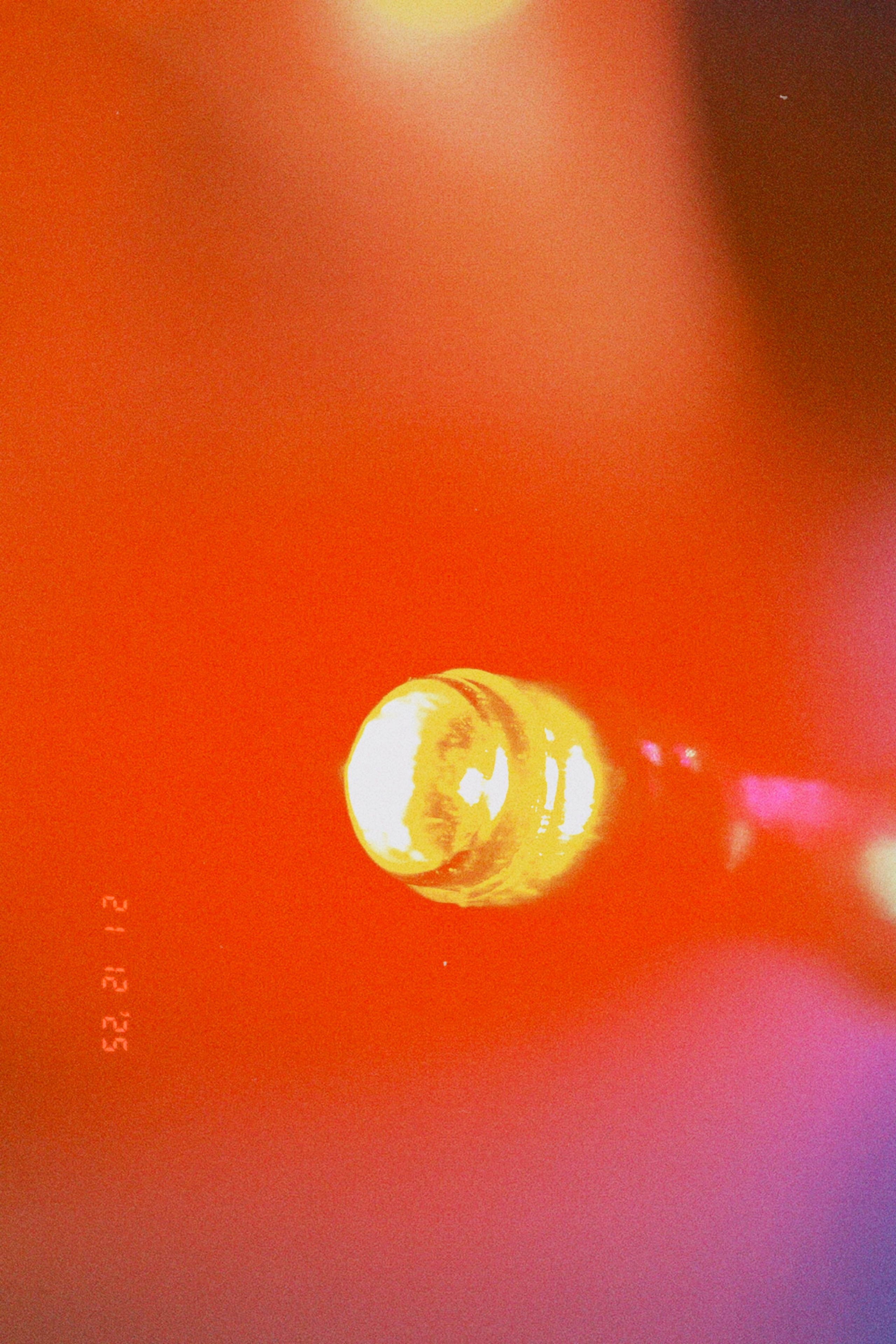 ОБЛОЖКА ДЛЯ ТРЕКА: ЕВГЕНИЯ ПЕЛЕВИНА — В ЯНВАРЕ. Фотография для артистов