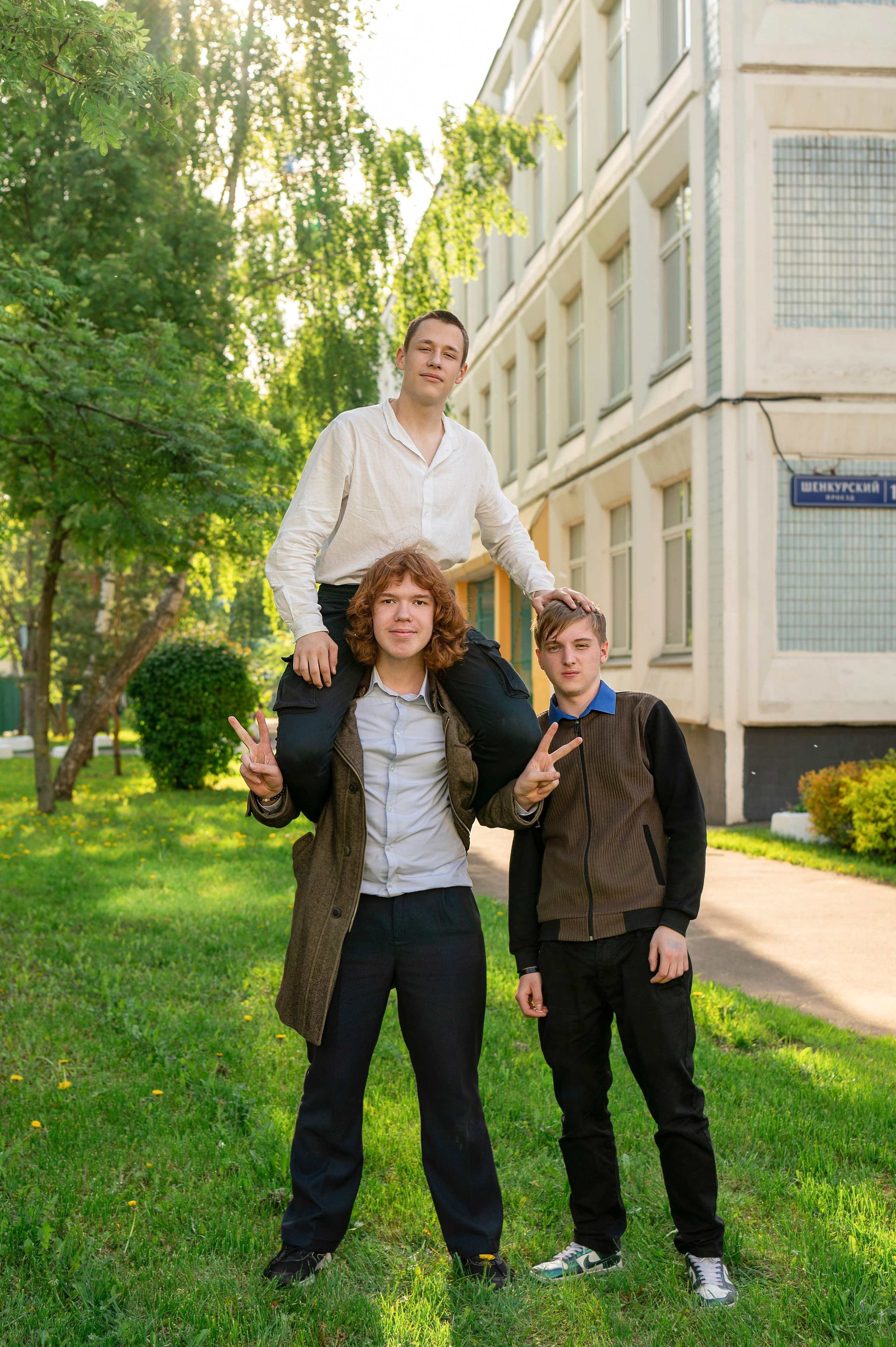 Весенняя фотосессия Школа 953. Детский и семейный фотограф г. Москва Оксана Катаджи