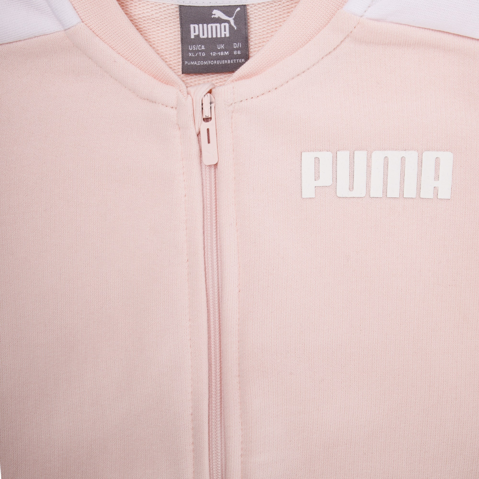 Съемка детской  и взрослой одежды в раскладку    фотосъемка одежды,  фотосъемка спортивной одежды, фотосъемка повседневной одежды, съемка для сайта, фотосъемка для маркетплейсов, фотосъемка дизайнерской одежды, фотосъемка премиумной одежды. фотосъемка бредовых вещей.