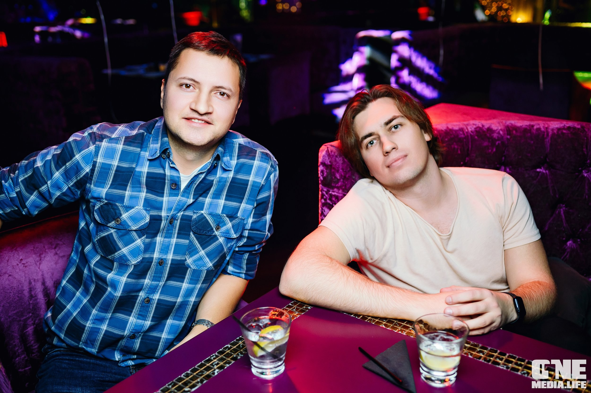 Фоторепортаж из караоке-клуба Эйфория. One Media Life: фоторепортажи, фотоотчеты с мероприятий и заведений