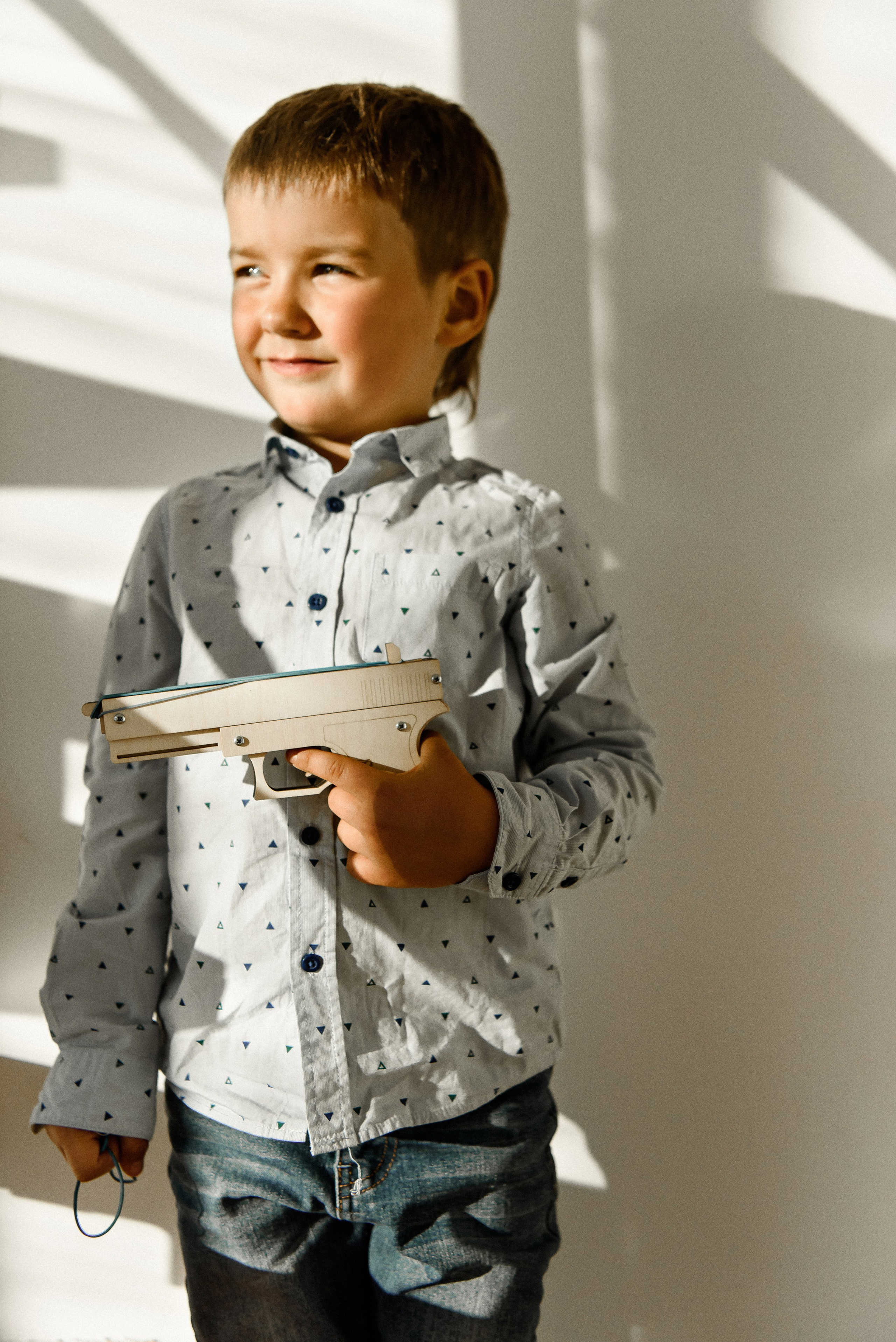 Магазин деревянных игрушек. Свадебный фотограф в Санкт-Петербурге София Шубик