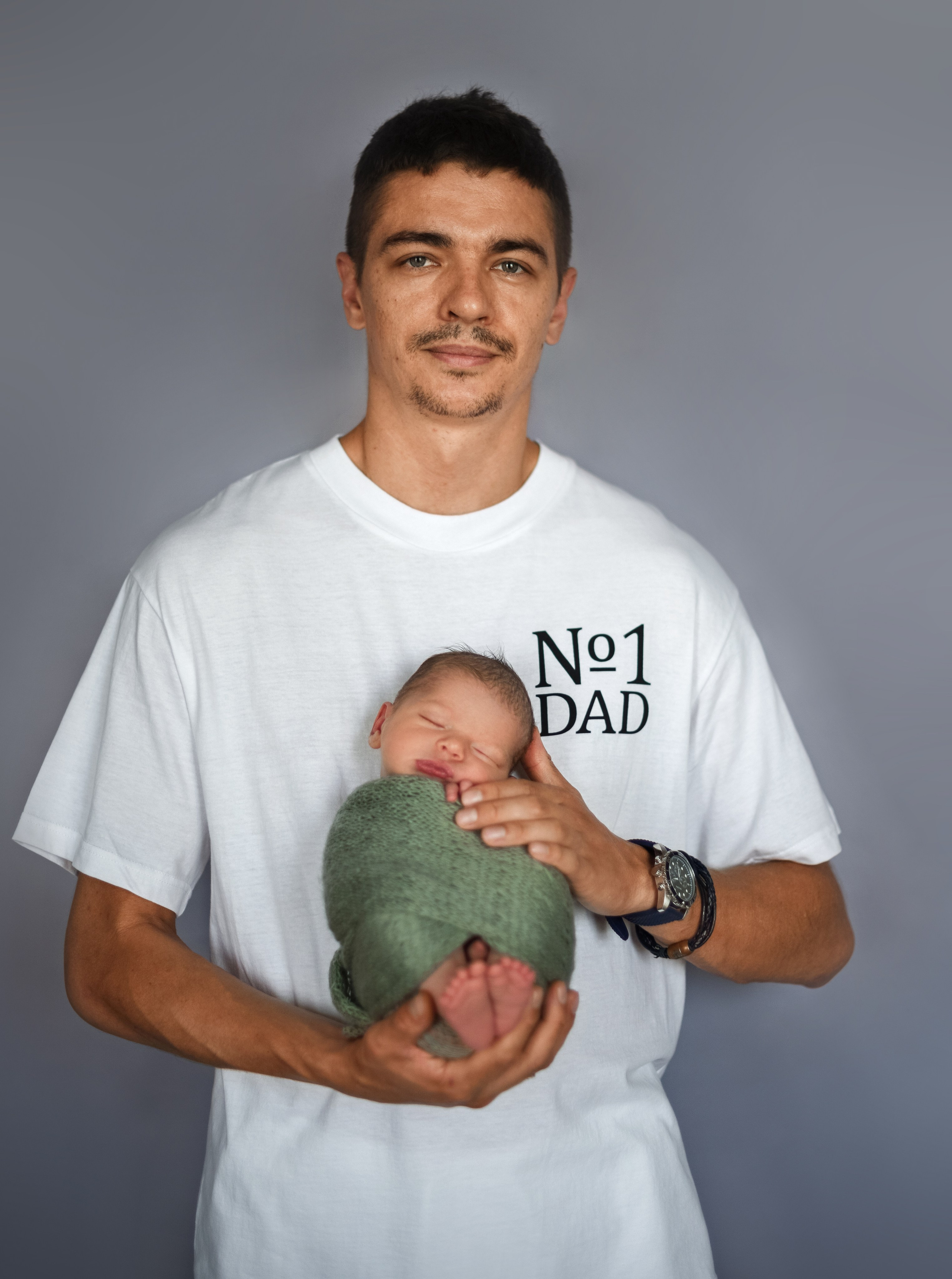 Кадры с родителями. Фотограф новорождённых в Сочи Наталия Дмитриева