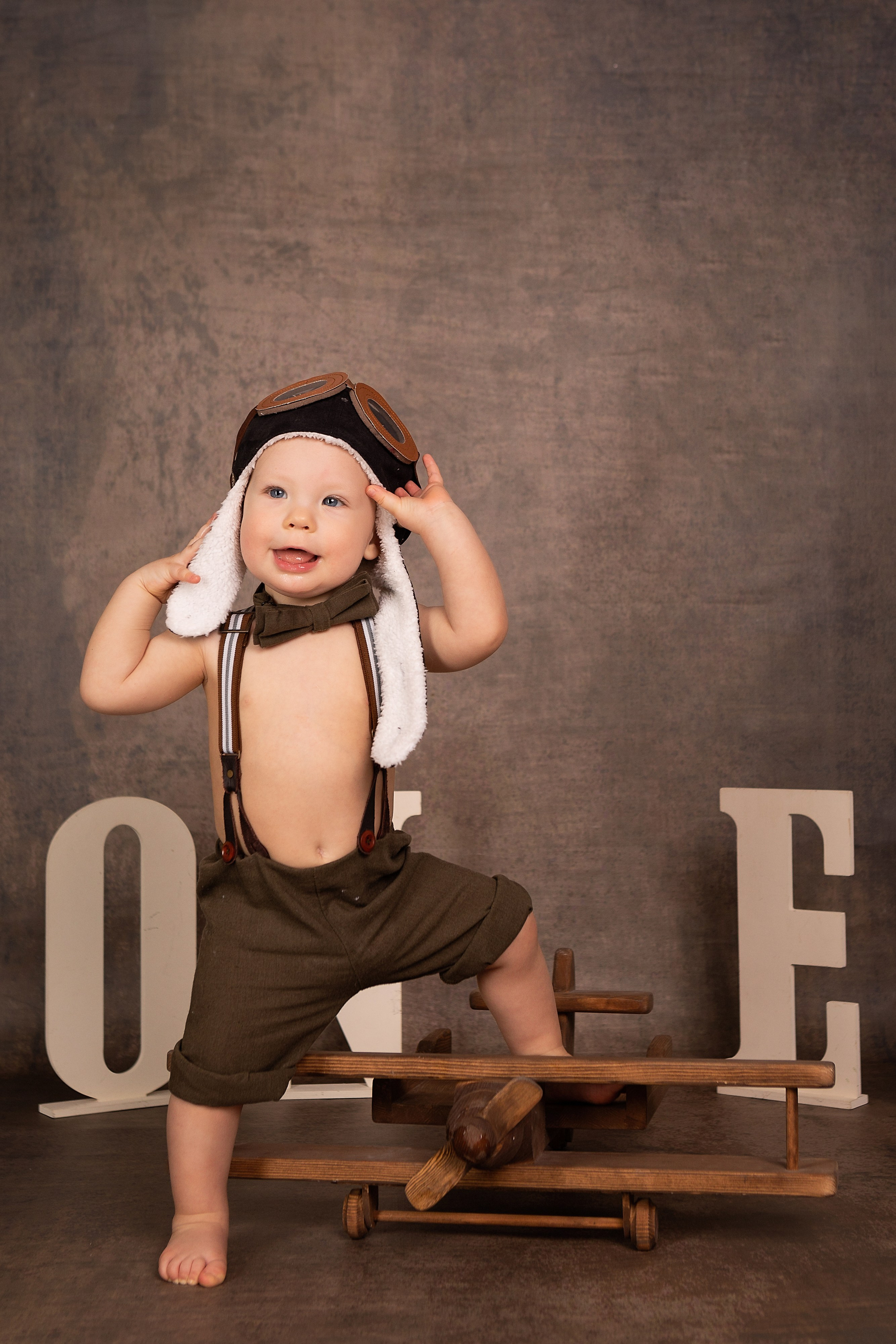 Лётчик. ФОТОГРАФ НА ГОДИК, БЕРЕМЕННОСТИ, НОВОРОЖДЕННЫХ, КРЕЩЕНИЯ МОСКВА