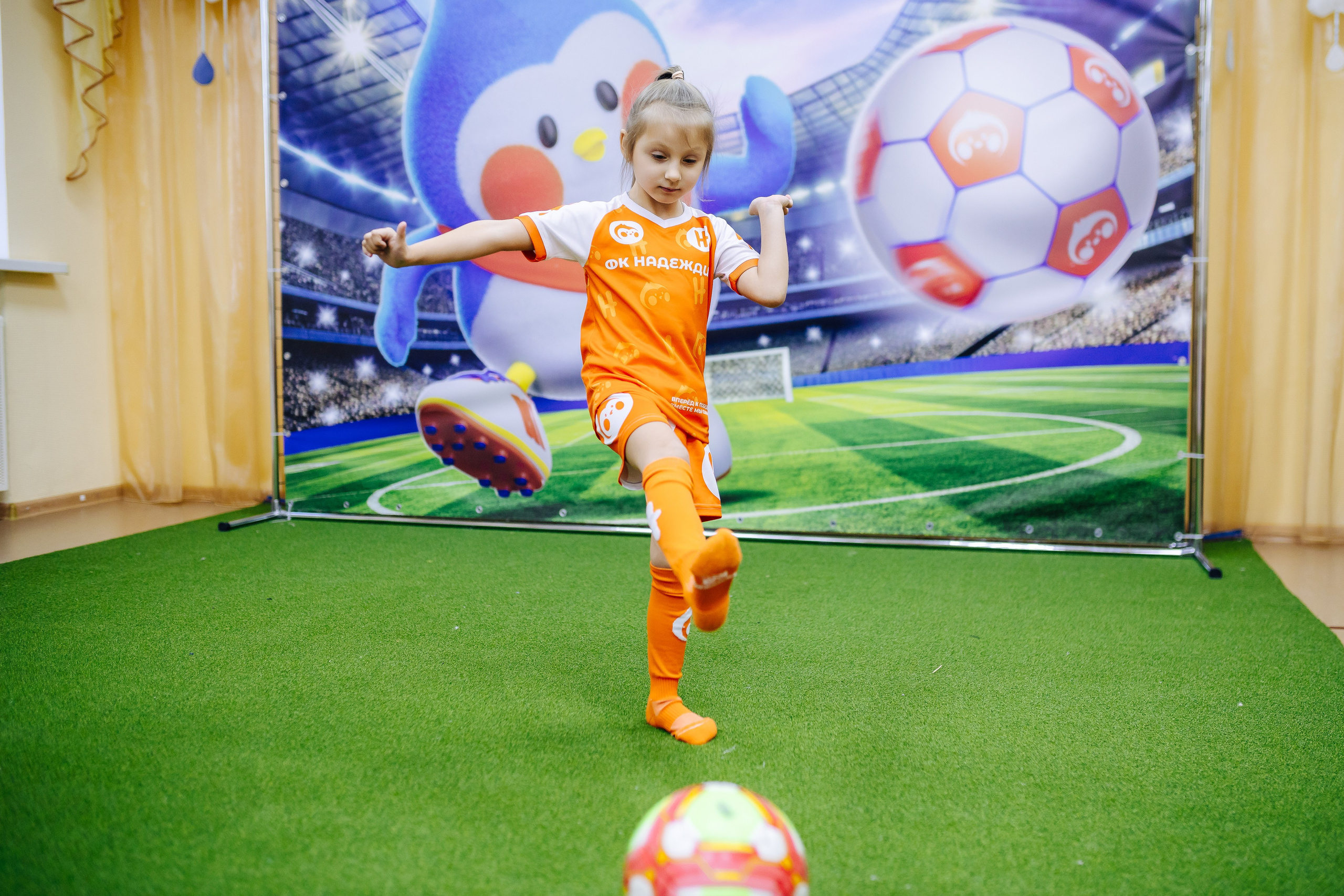 Фотосессия с кубком в детских садах г. Магнитогорска. Денис Прохоров Фотограф в г. Магнитогорск