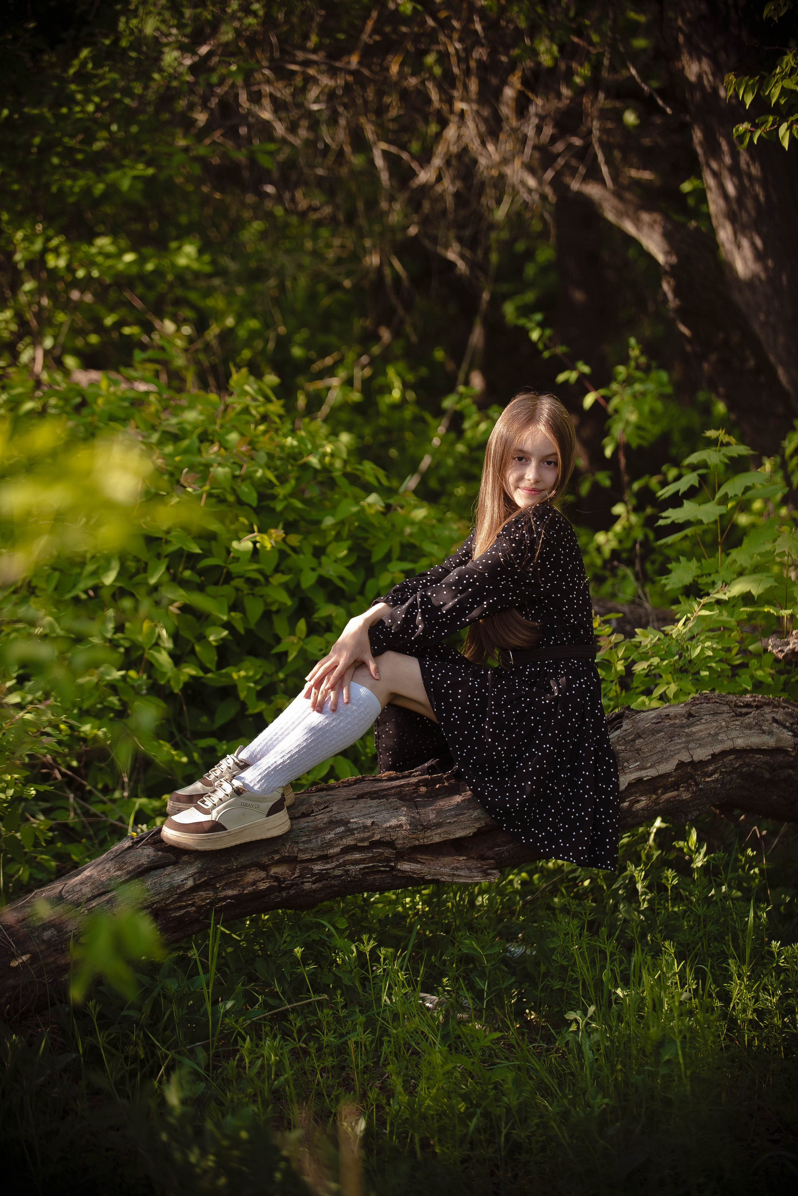 Анютка в сиреньке. Арт-фотограф Евгений Матвиенко