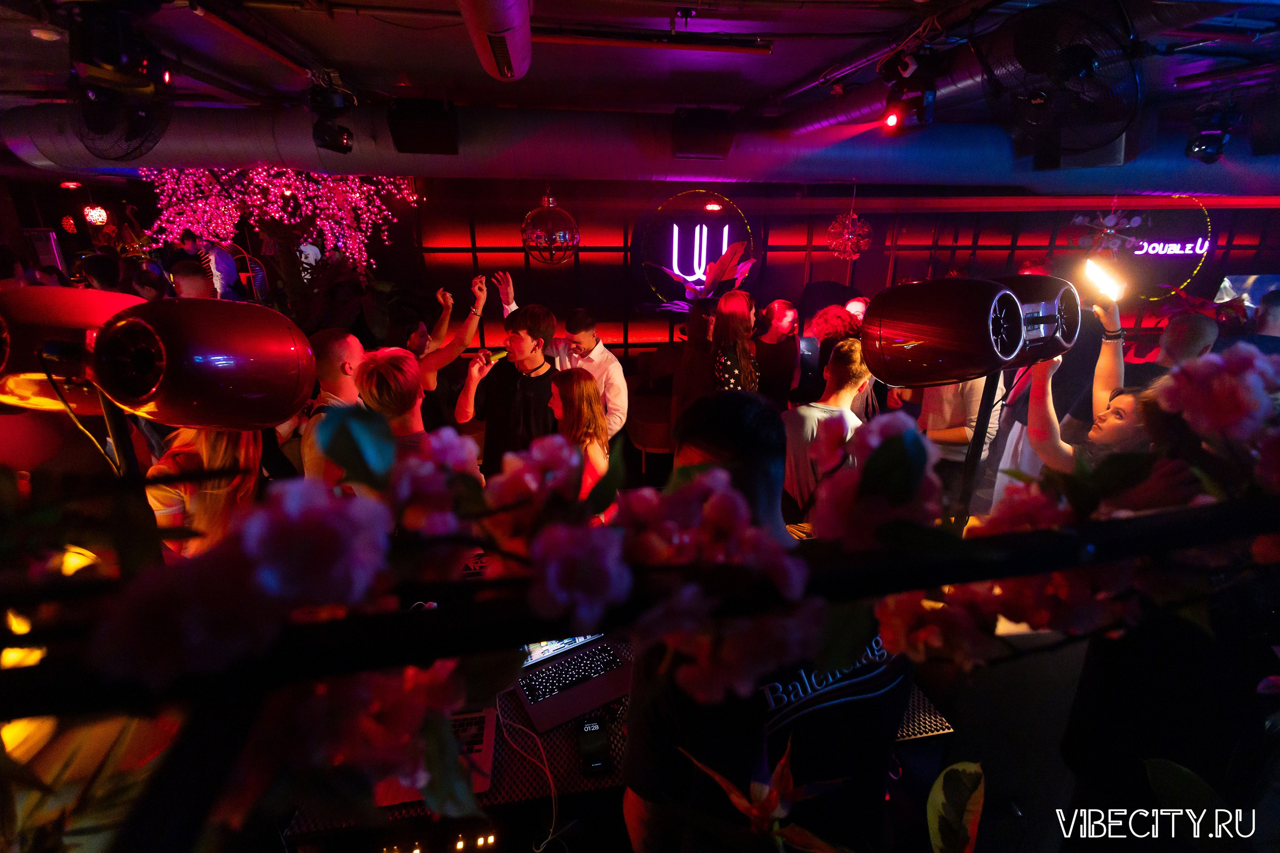 DOUBLE U. VIBECITY.RU Вайб Сити Ру Фоторепортажи Фотоотчеты Калининград