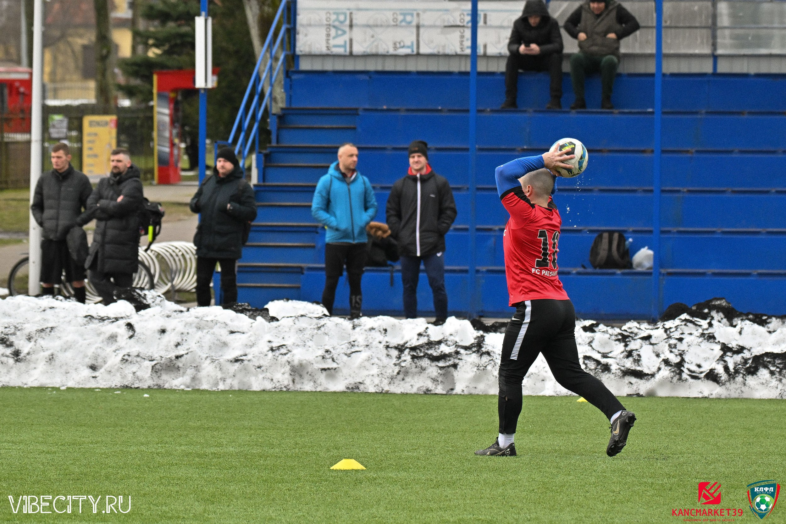 XX ЧЕМПИОНАТ КАЛИНИНГРАДСКОЙ ЛФЛ КАНЦМАРКЕТ39 сезона 2024–2025 гг. VIBECITY.RU Вайб Сити Ру Фоторепортажи Фотоотчеты Калининград