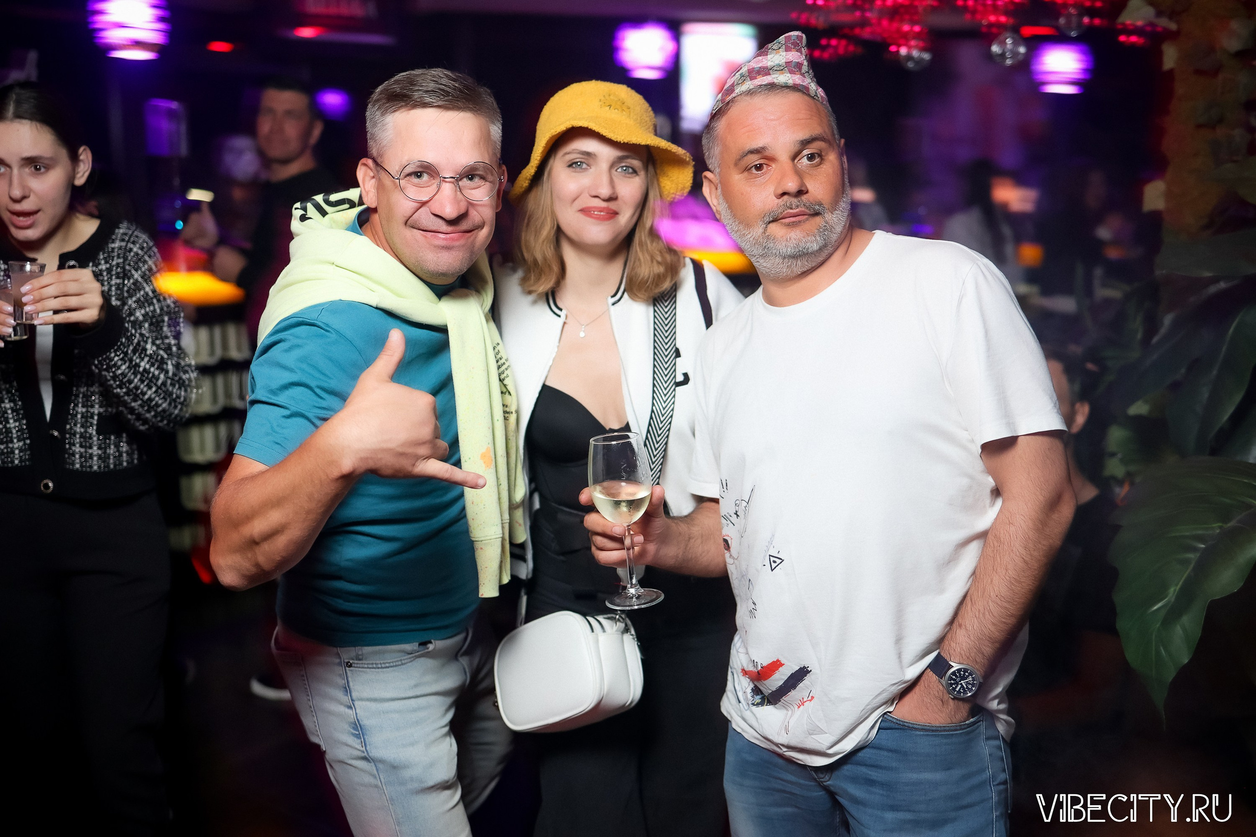 DOUBLE U. VIBECITY.RU Вайб Сити Ру Фоторепортажи Фотоотчеты Калининград