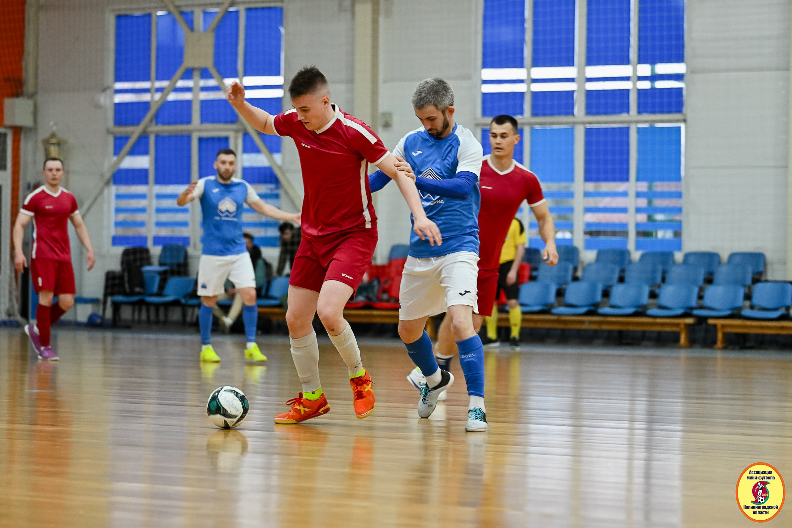 Корпоративная Бизнес Лига по футзалу — Весна 2026. VIBECITY.RU Вайб Сити Ру Фоторепортажи Фотоотчеты Калининград