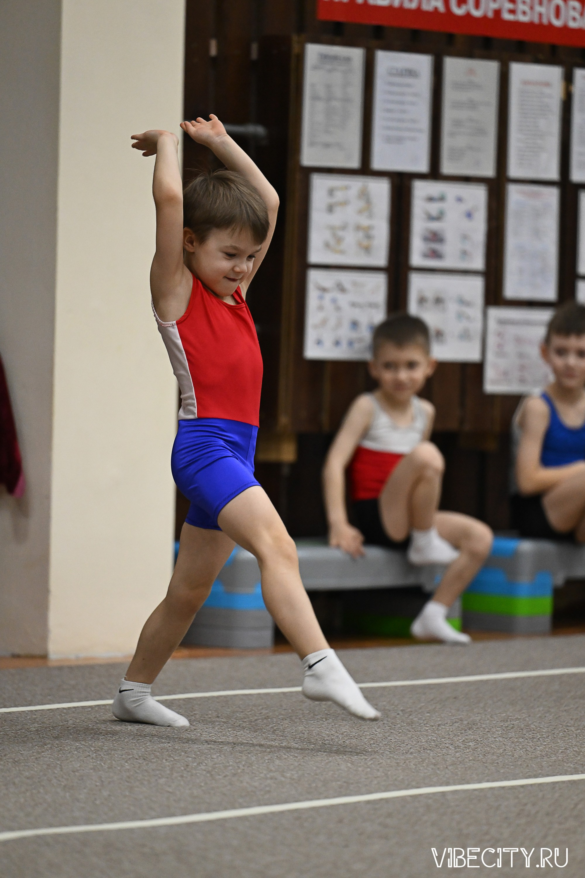 Контрольная тренировка по спортивной гимнастике. VIBECITY.RU Вайб Сити Ру Фоторепортажи Фотоотчеты Калининград