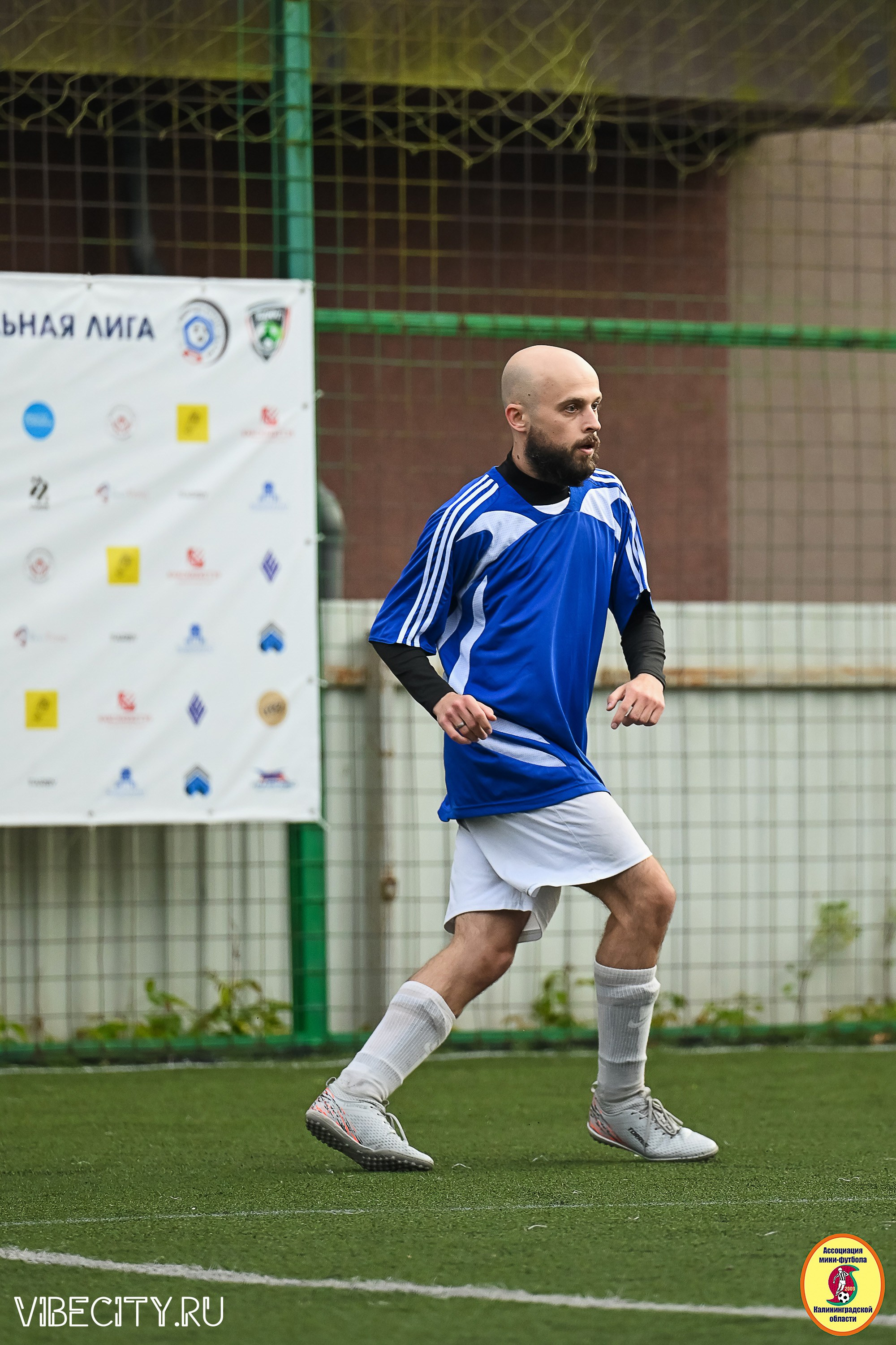 ИГРЫ ПЛЕЙ-ОФФ ПЕРВОГО ДИВИЗИОНА МИНИ-ФУТБОЛЬНОЙ ЛИГИ. VIBECITY.RU Вайб Сити Ру Фоторепортажи Фотоотчеты Калининград