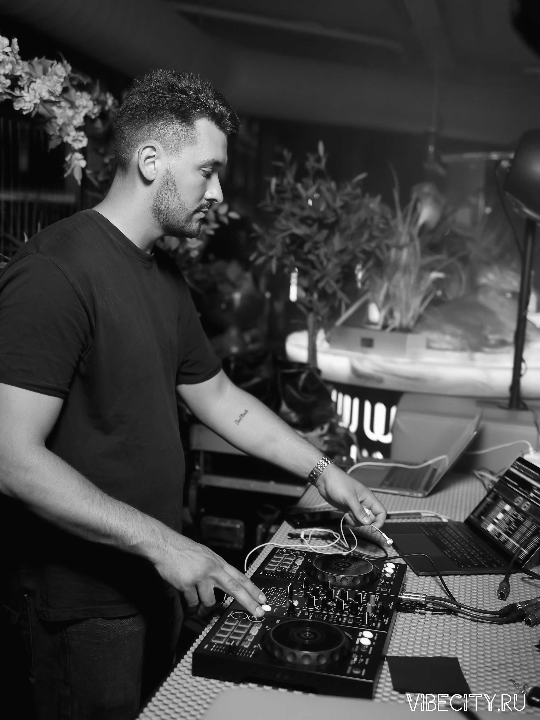 DOUBLE U. VIBECITY.RU Вайб Сити Ру Фоторепортажи Фотоотчеты Калининград