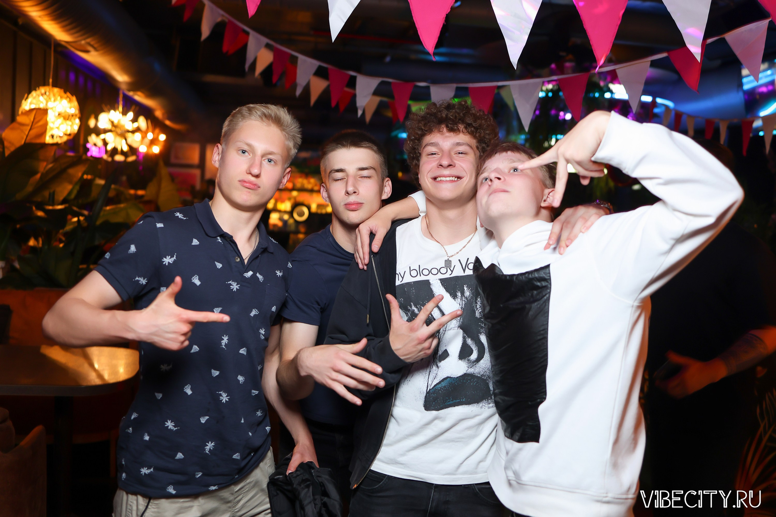DOUBLE U. VIBECITY.RU Вайб Сити Ру Фоторепортажи Фотоотчеты Калининград