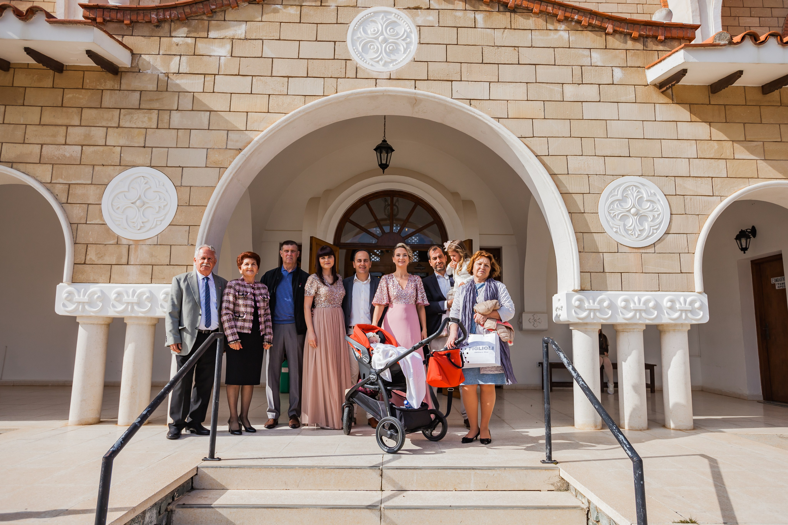 Крещение Марианны на Кипре. Семейный фотограф Николаева Ольга