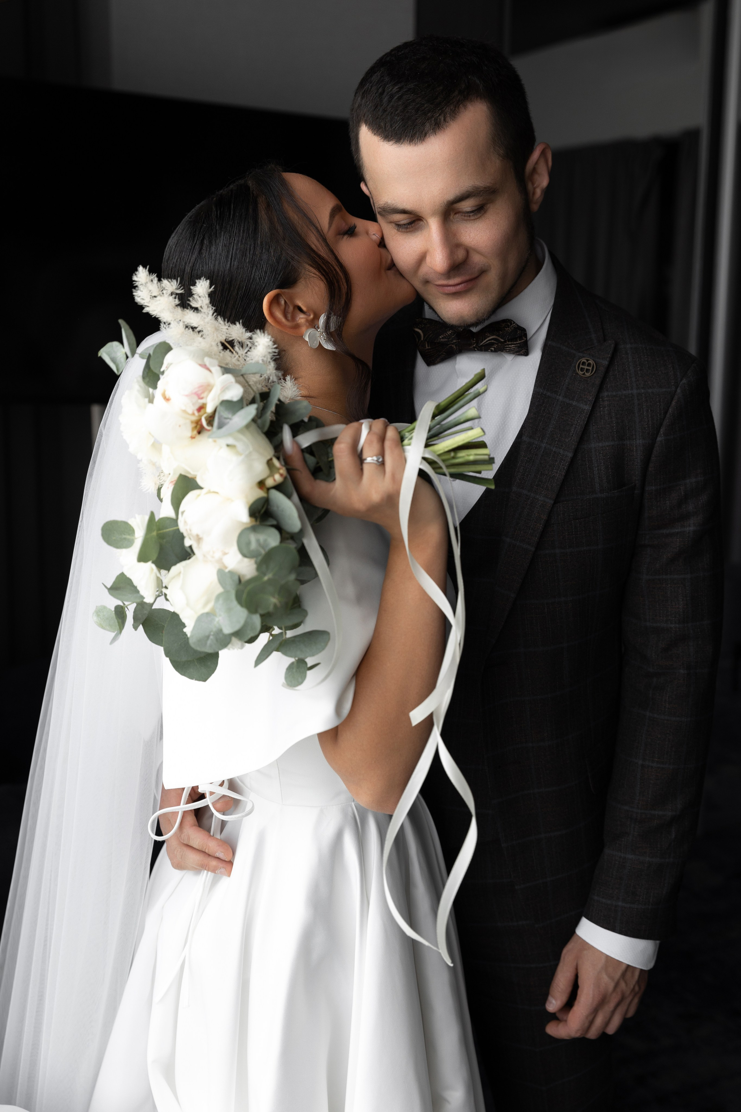 Необычная идея для утра невесты и фотосессия с ретро волгой. Свадебный и портретный фотограф в Сыктывкаре и в Москве Новосельцева Алена