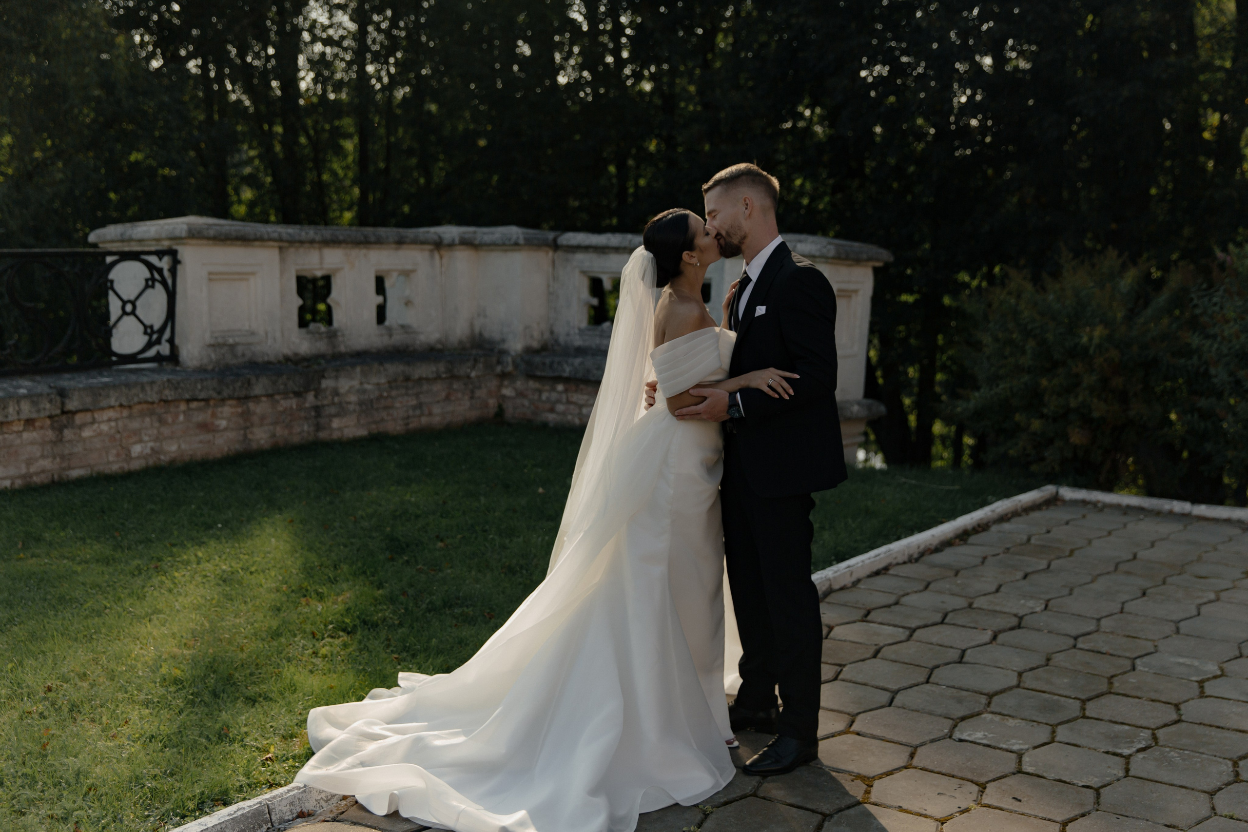 31.08.2024. RETOUCH-HOUSE