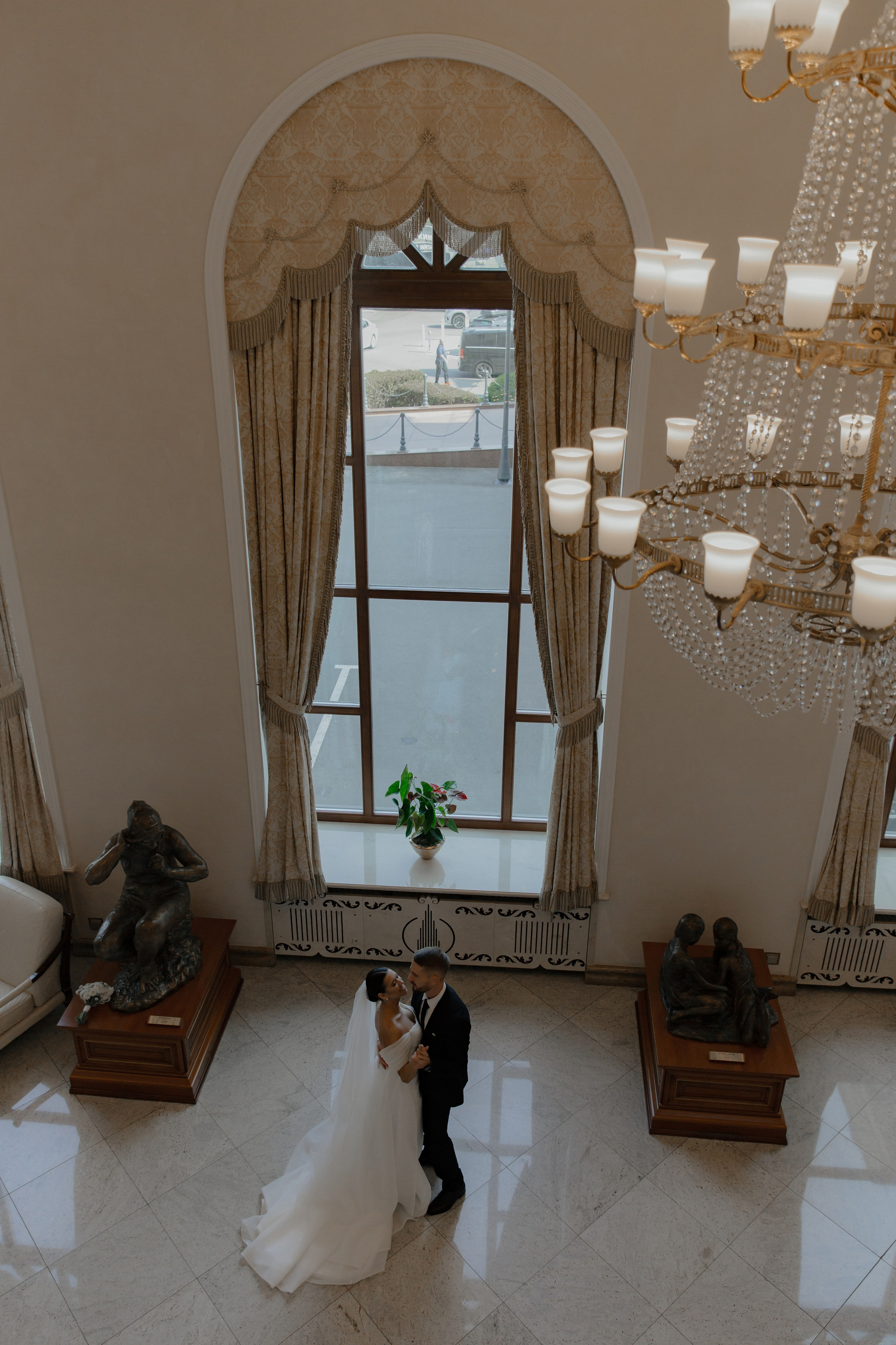 31.08.2024. RETOUCH-HOUSE