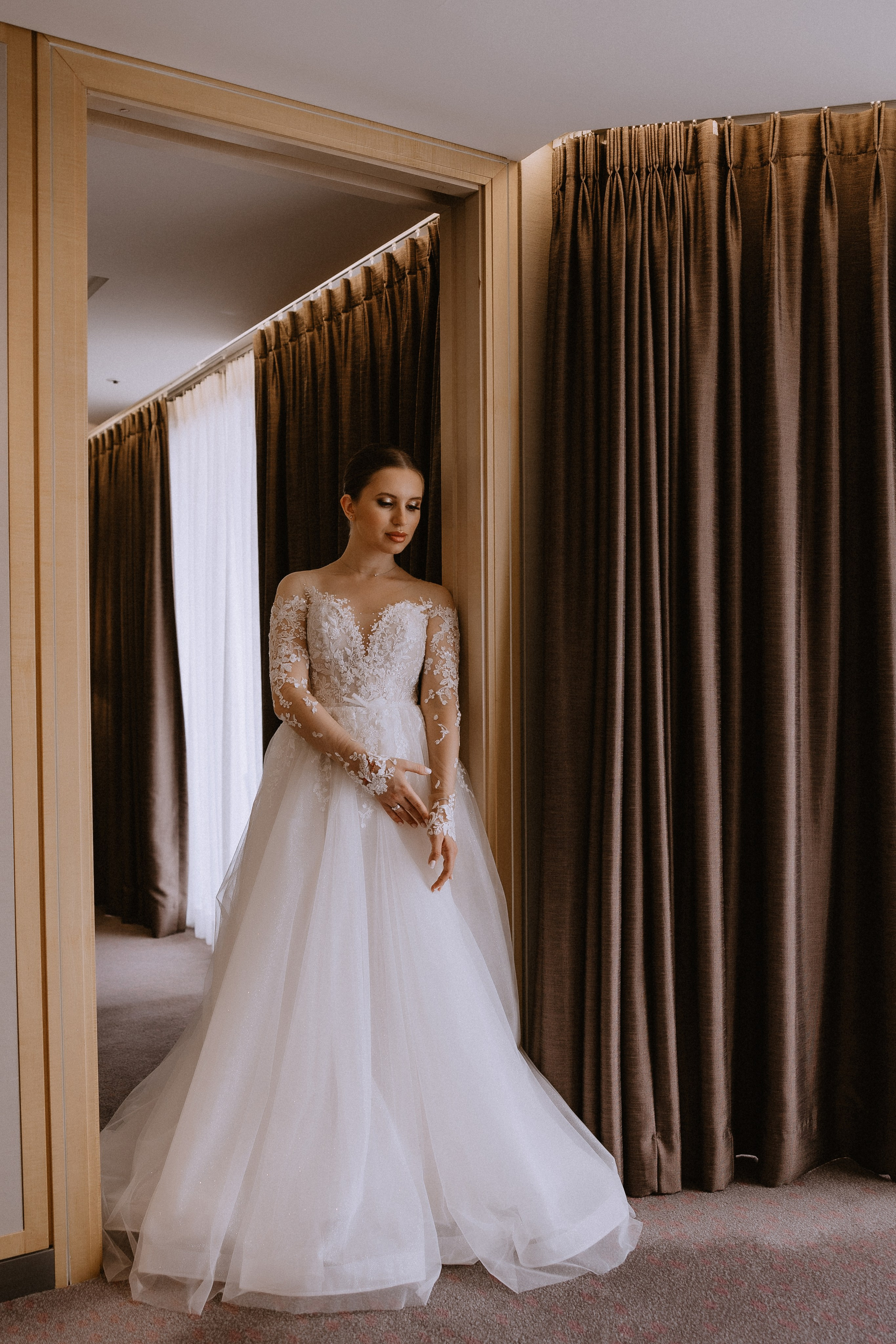 Fun wedding in Busan. Your photographer in Busan (South Korea) Aleksandra Anufriy