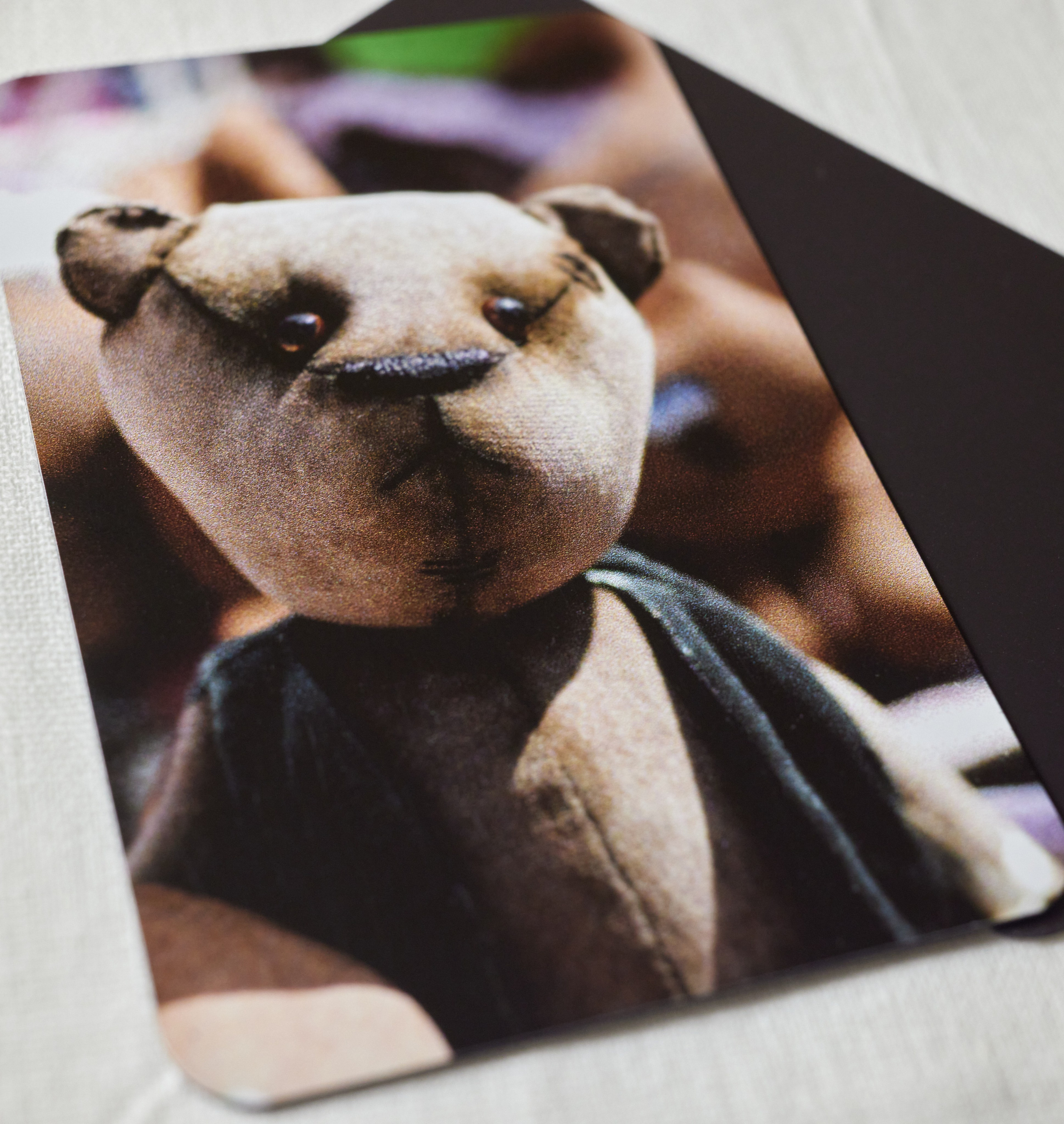 Виниловый магнит. Имидж Технологии — Производство сувенирных магнитов, заливных этикеток и значков. Репортажная фотография в Кирове Кировской области