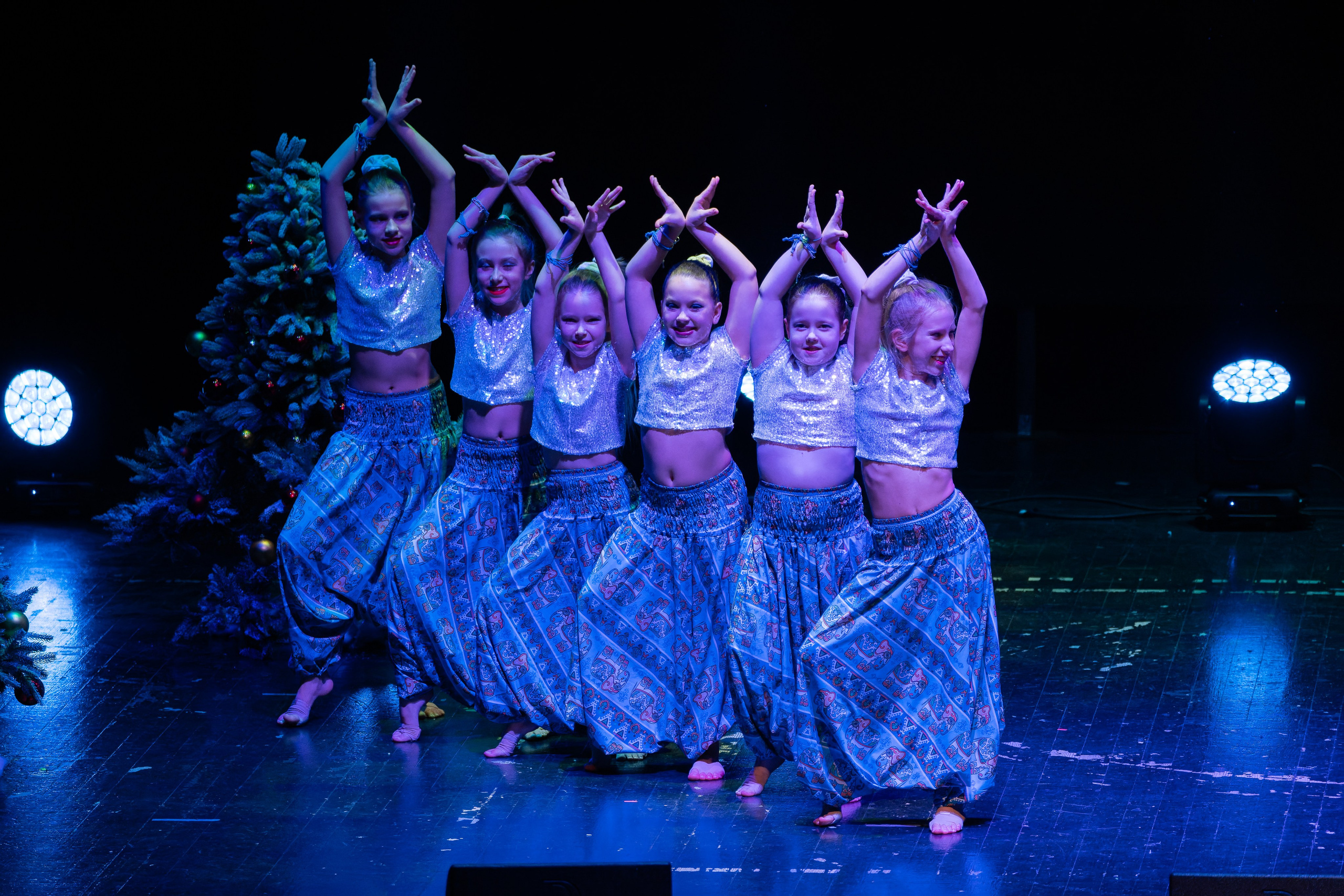 Съёмка новогодних праздников, елки для детей и родителей. «Студия DRONAVT`s» — видеосъёмка и фотография г. Москва