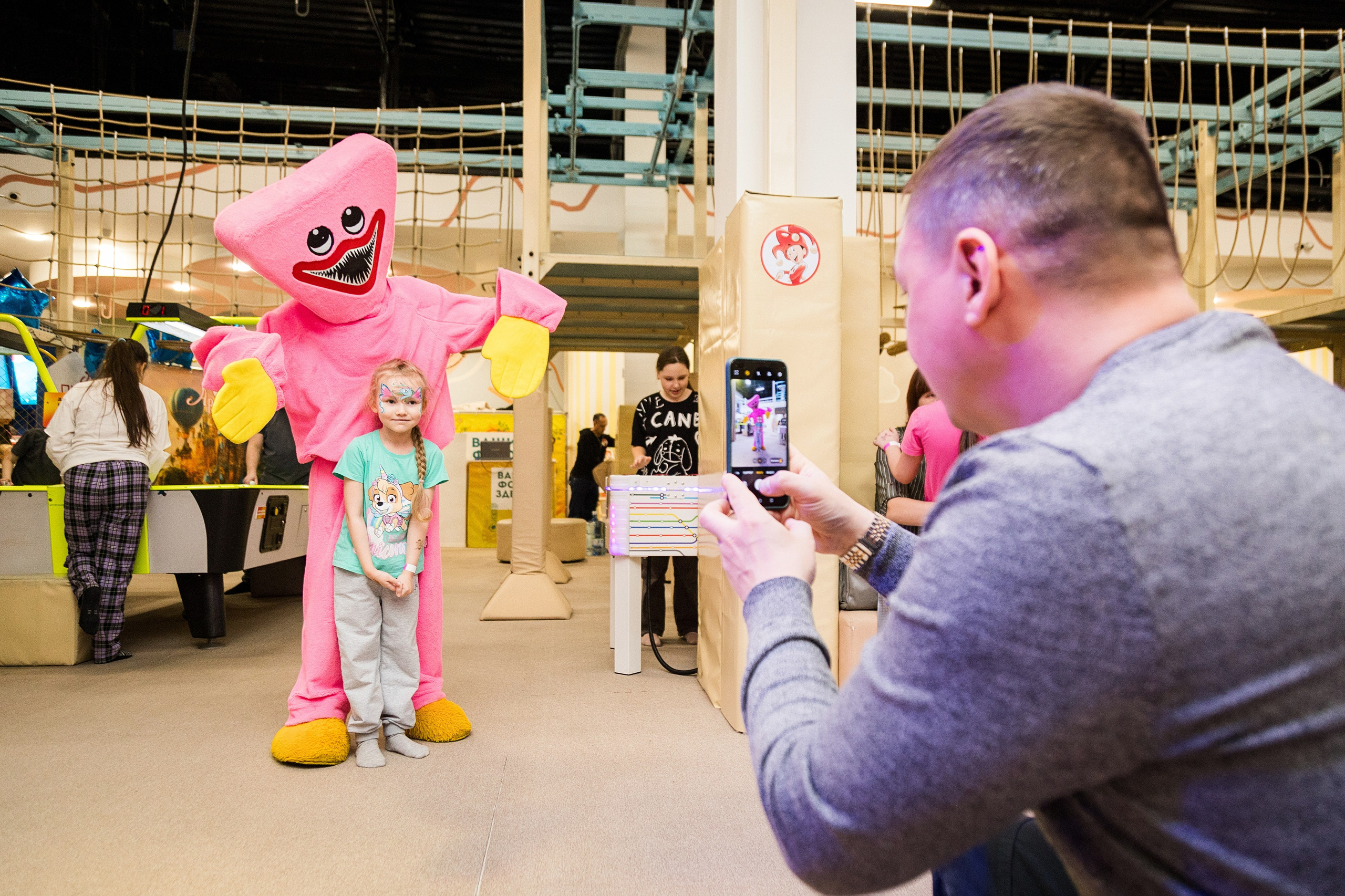 День рождения Арлекина. Детский фотограф видеограф в Хабаровске Михаил Орлов