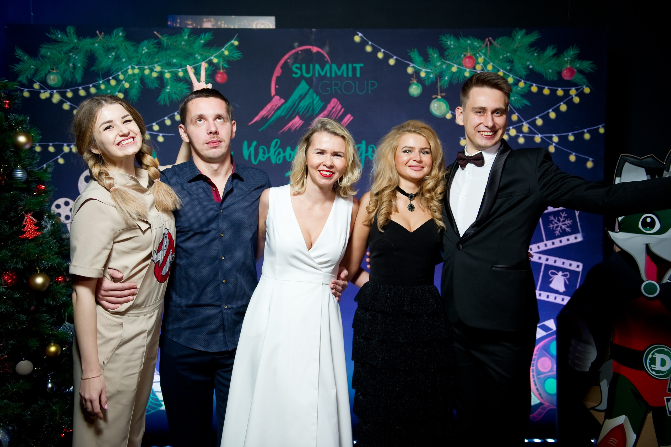 Новогодний корпоратив Summit. Репортажный фотограф и видеограф Слава Думчев. Тимбилдинги, отчетники, корпоративы