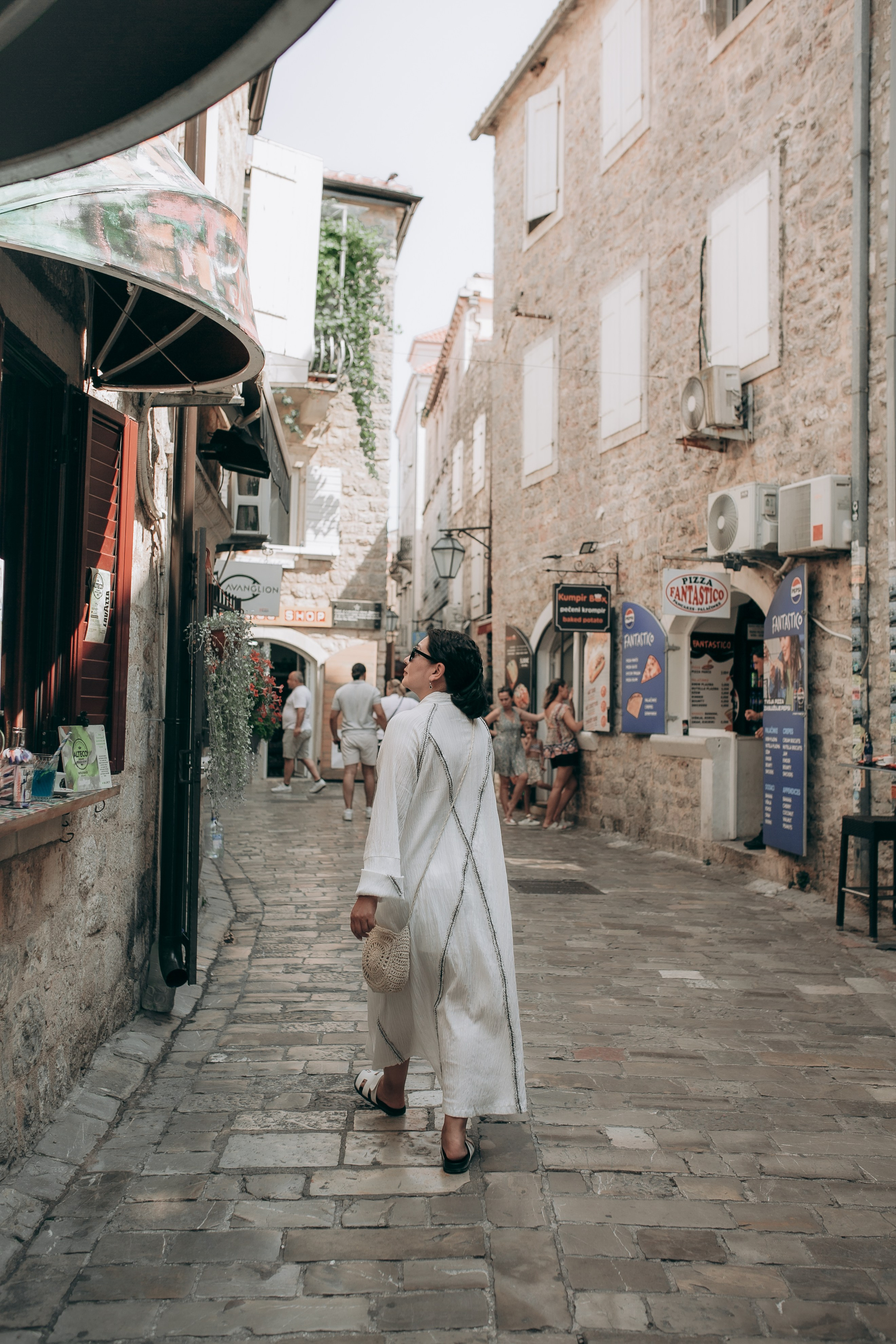 ДИНАРА (БУДВА). Family, Women & Couples Photographer in Budva, Kotor, Herceg Novi, Perast & Coastal Montenegro