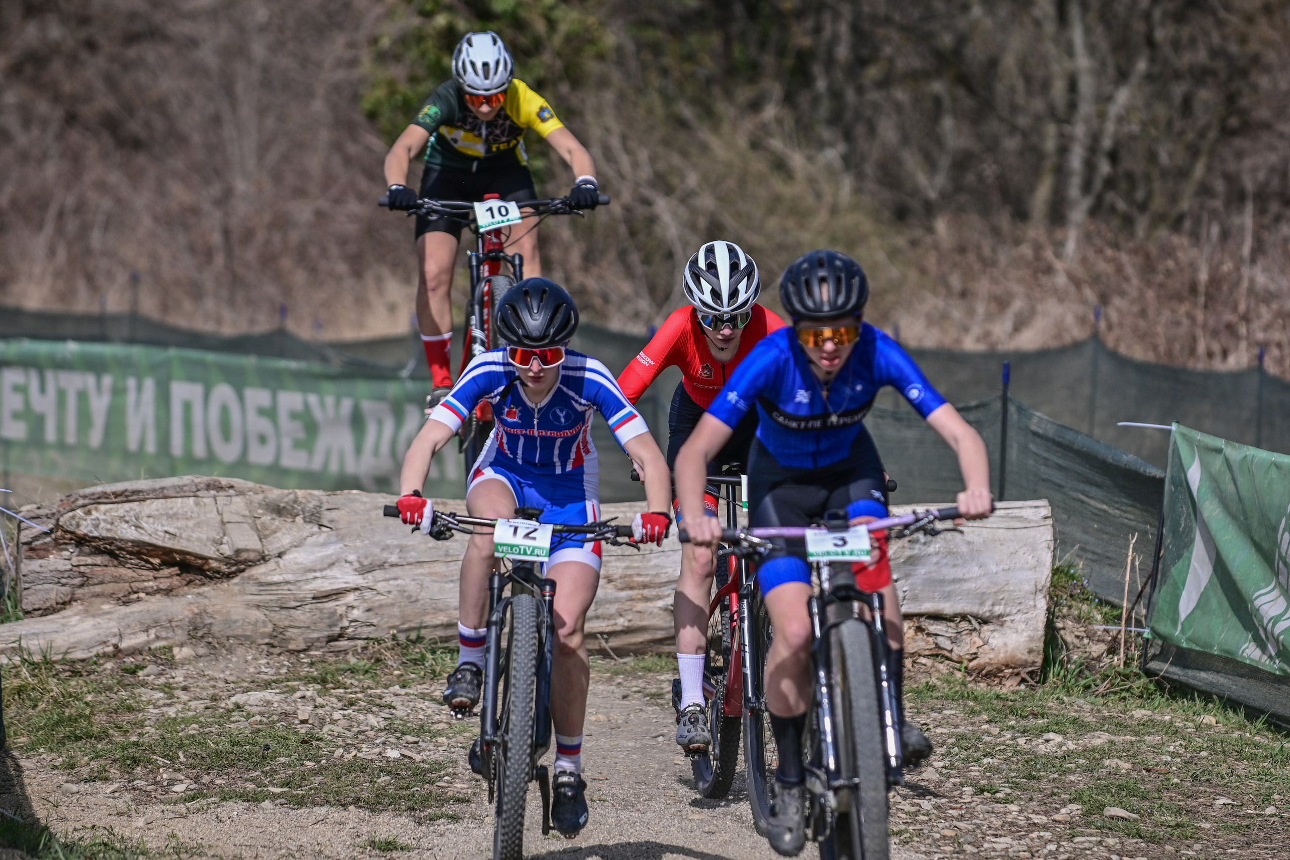 Маунтинбайк, кросс-кантри в Архипо-Осиповке 16 марта 2025. Спортивный фотограф, фотожурналист Павел Ларькин