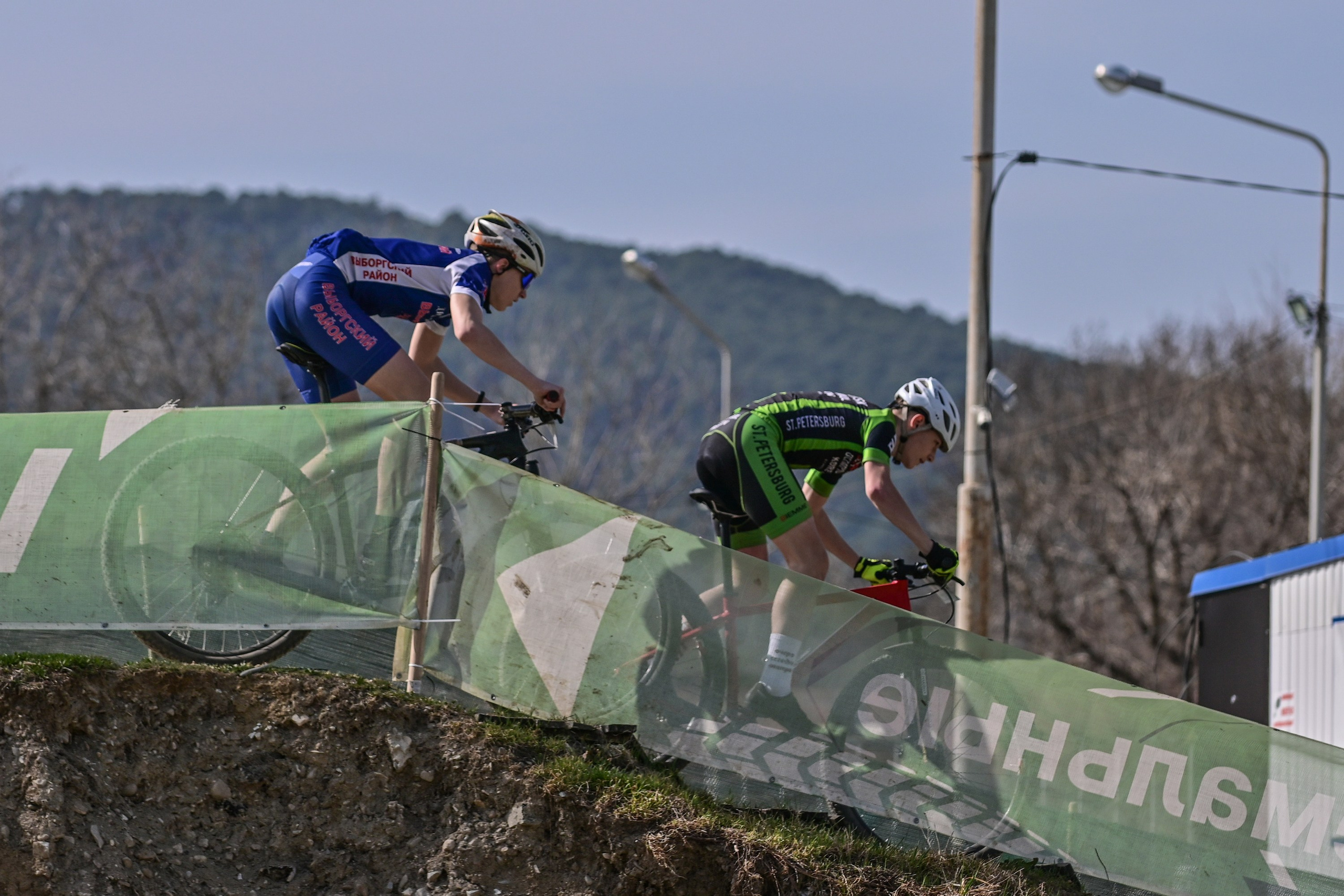 Маунтинбайк, кросс-кантри в Архипо-Осиповке 16 марта 2025. Спортивный фотограф, фотожурналист Павел Ларькин