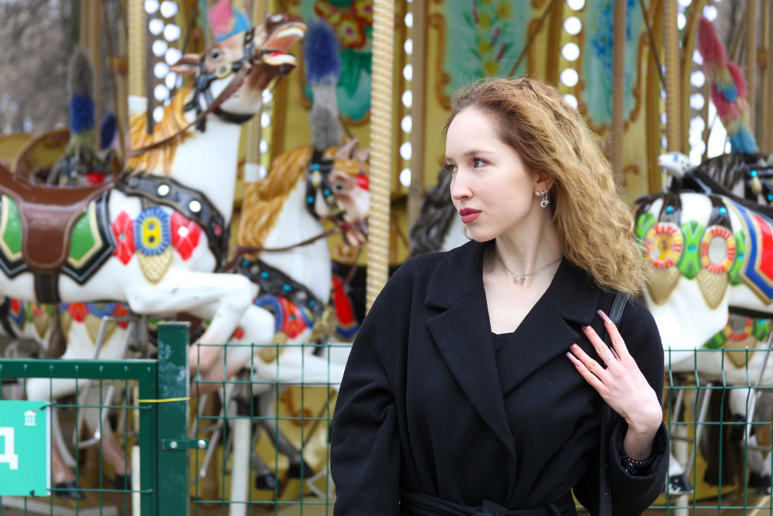 Алина в городе. Фотограф Пермь. Фотосессия в фотостудии Перми и на свежем воздухе