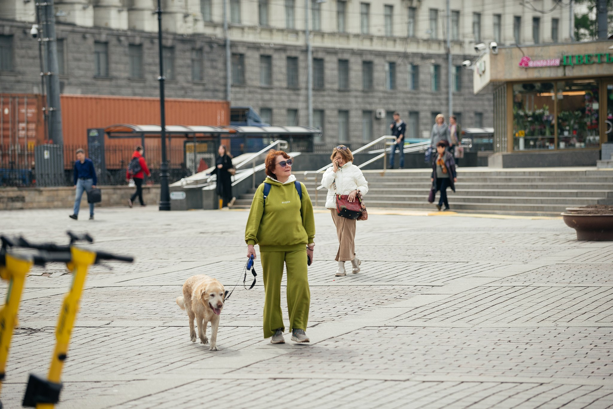 Уличная съёмка. Чёрная речка. Май 26. Репортажный фотограф в Санкт-Петербурге Анастасия Клёпова