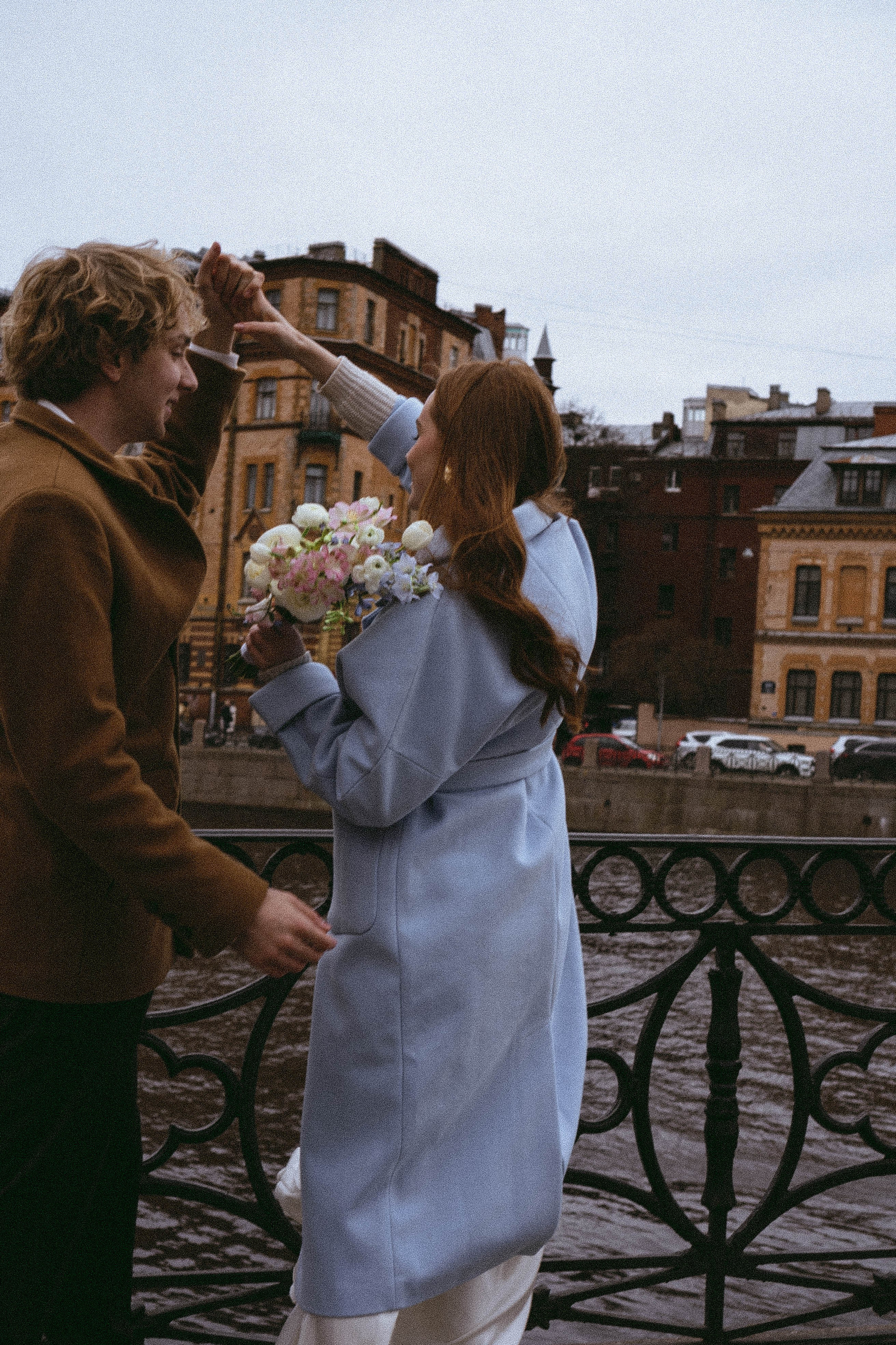 СВАДЕБНАЯ ПРОГУЛКА ПО ПЕТРОГРАДКЕ ВЕСНОЙ (ФОТОСЕССИИЯ ПАРЫ СВАДЕБНАЯ). Профессиональный фотограф, Санкт-Петербург — Виктория Богомолова