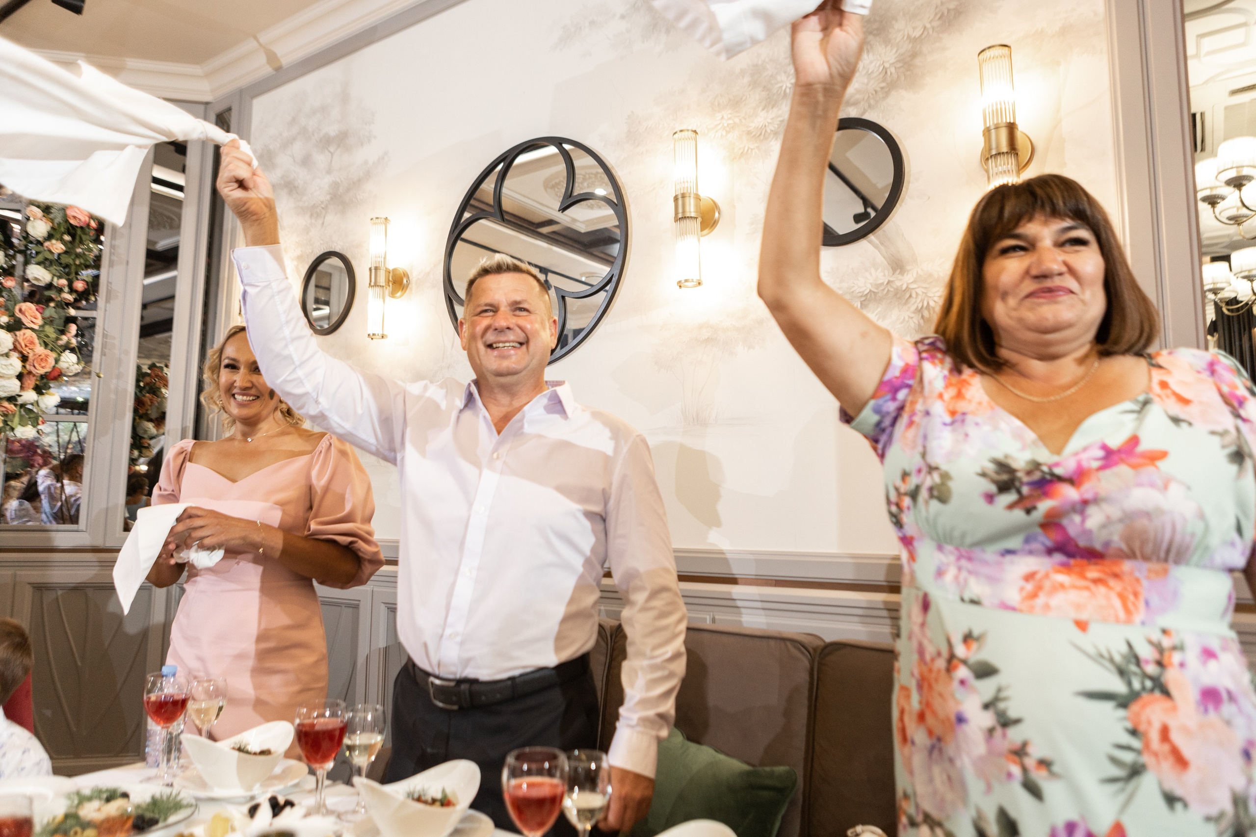 Свадебный фотограф Уфа — Руслан ГабдлисламовЖивые эмоции, красивые кадры, воспоминания на всю жизнь.Работаю по всей Республике Башкортоста. Свадебный фотограф Уфа Руслан Габдлисламов