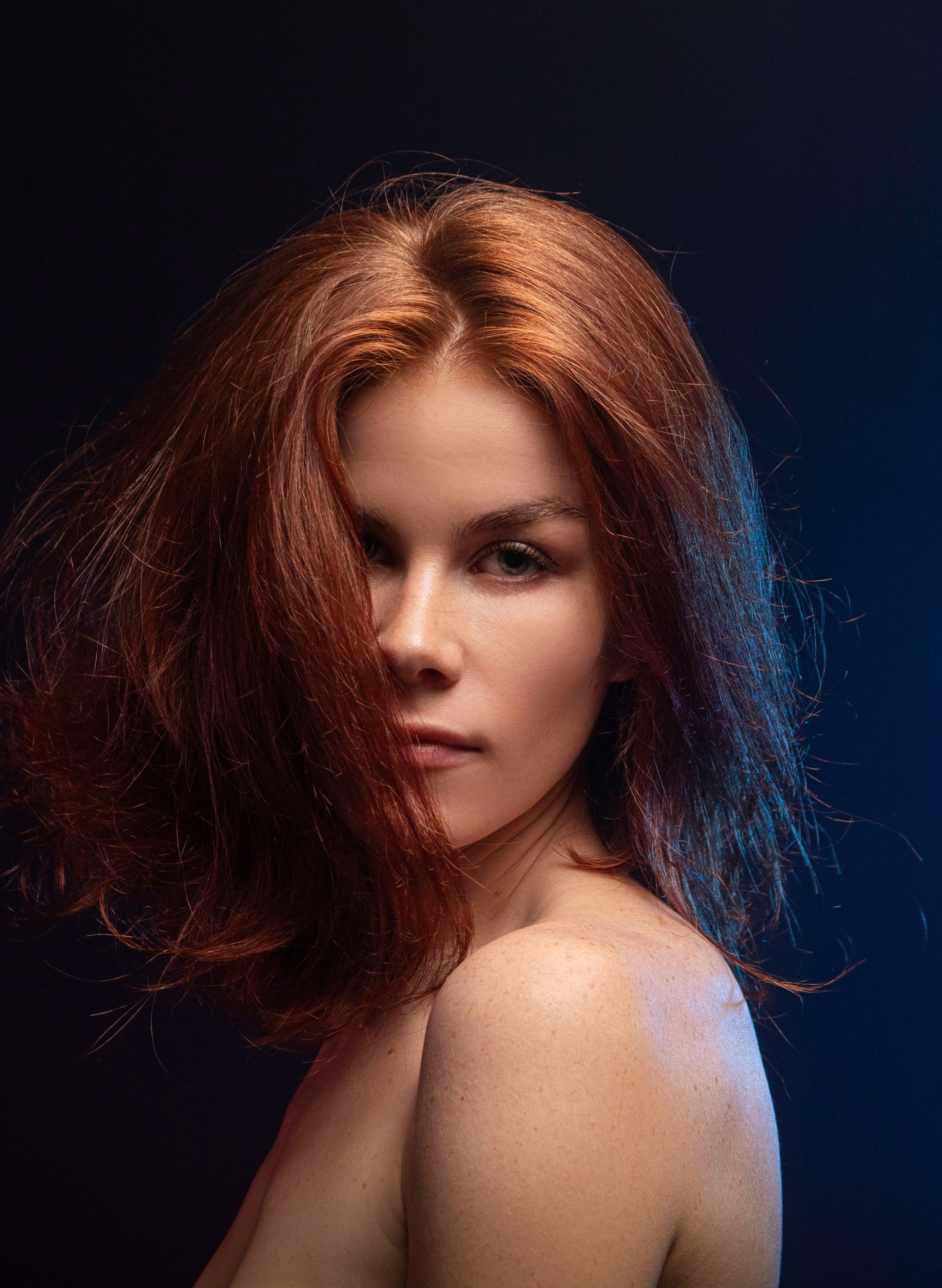 Лиза в темноте. Портретный фотограф в Санкт-Петербурге Савельева Ольга