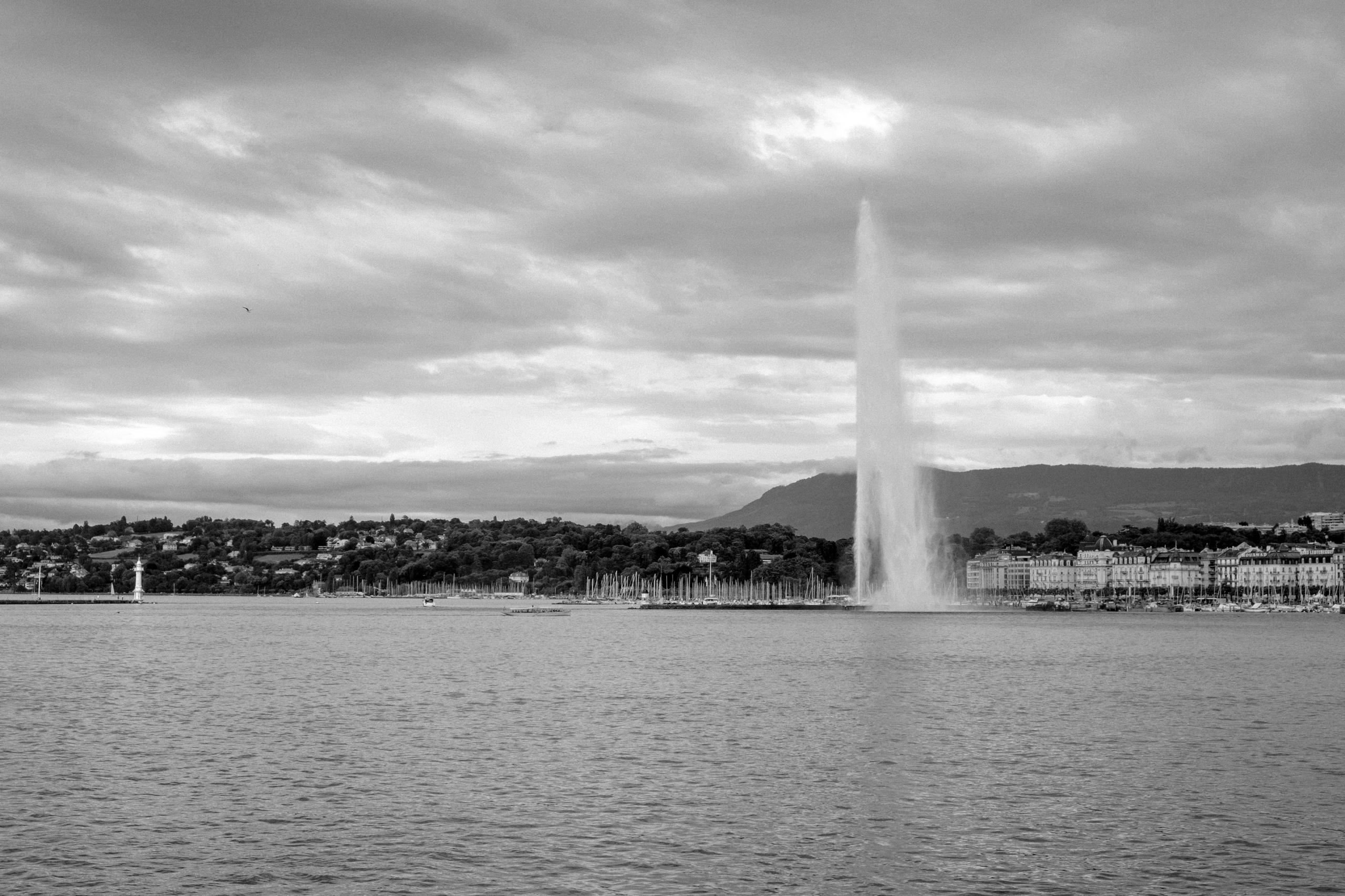 Женева. Фотограф Антон Швец — Монохромная реальность
