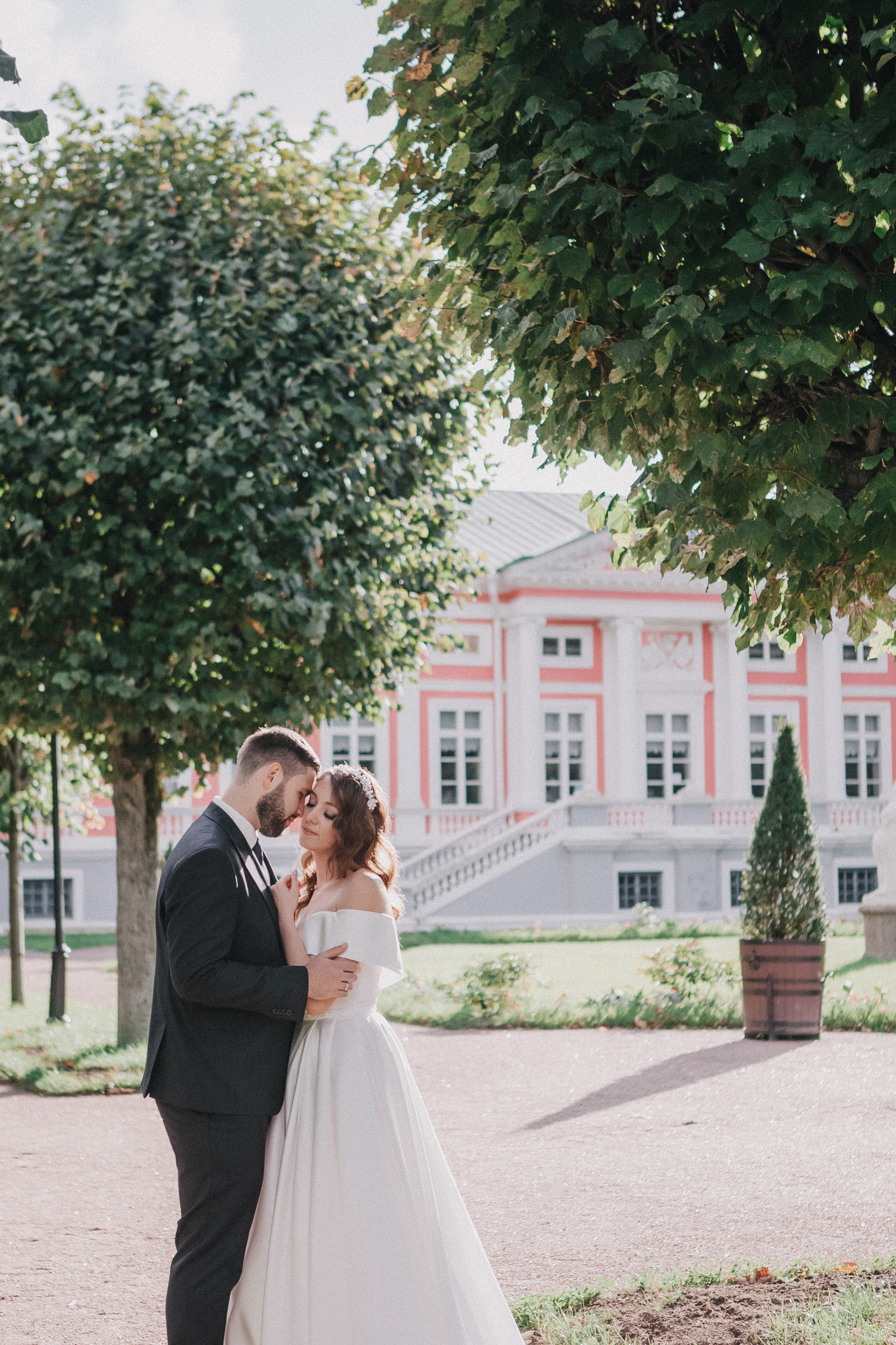 Места для свадебной прогулки Москва. Свадебное фото и видео Москва Кристина Музыка