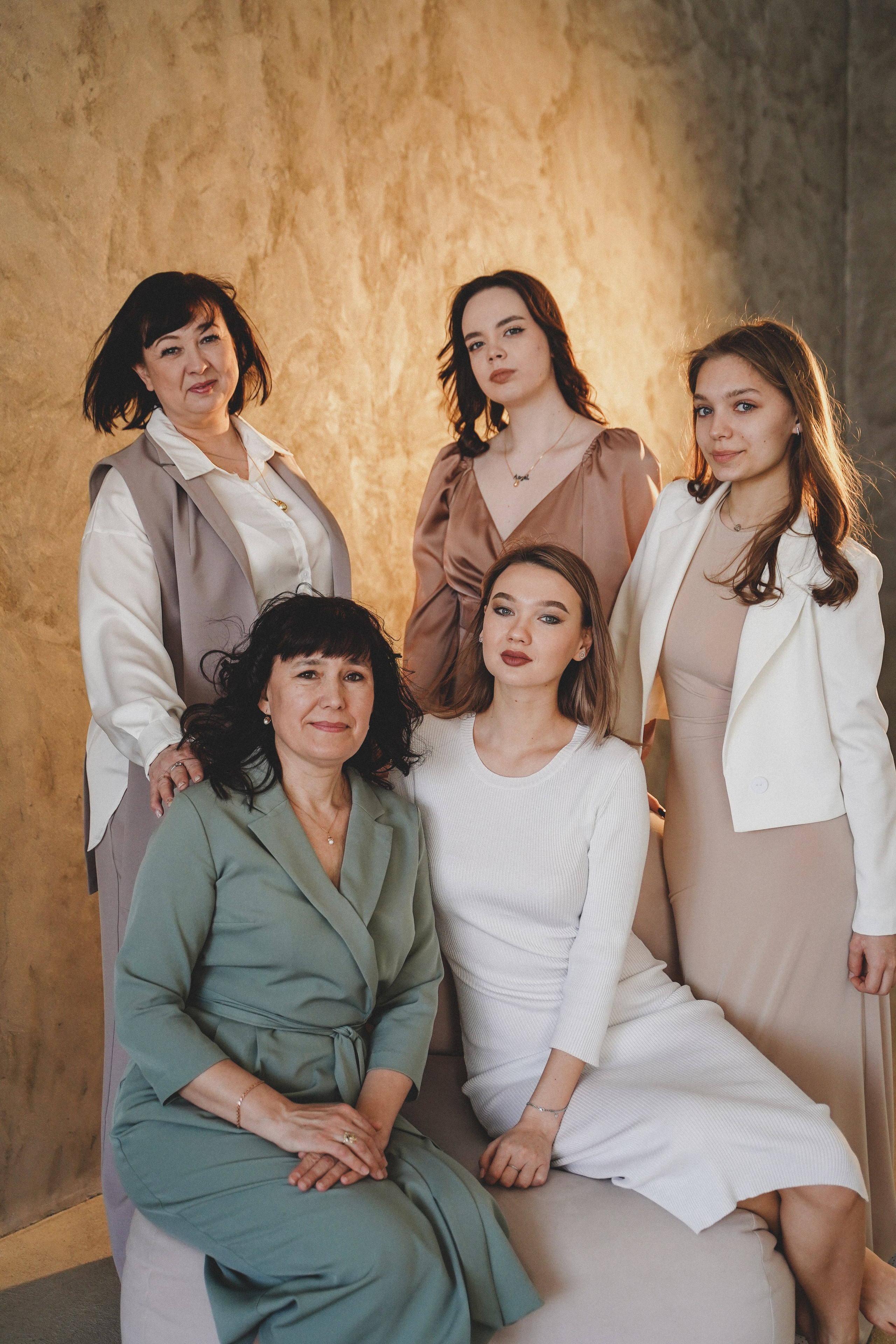 Фотосессия большой семьи в студии. Семейный и женский фотограф в Краснодаре Анастасия Приймак