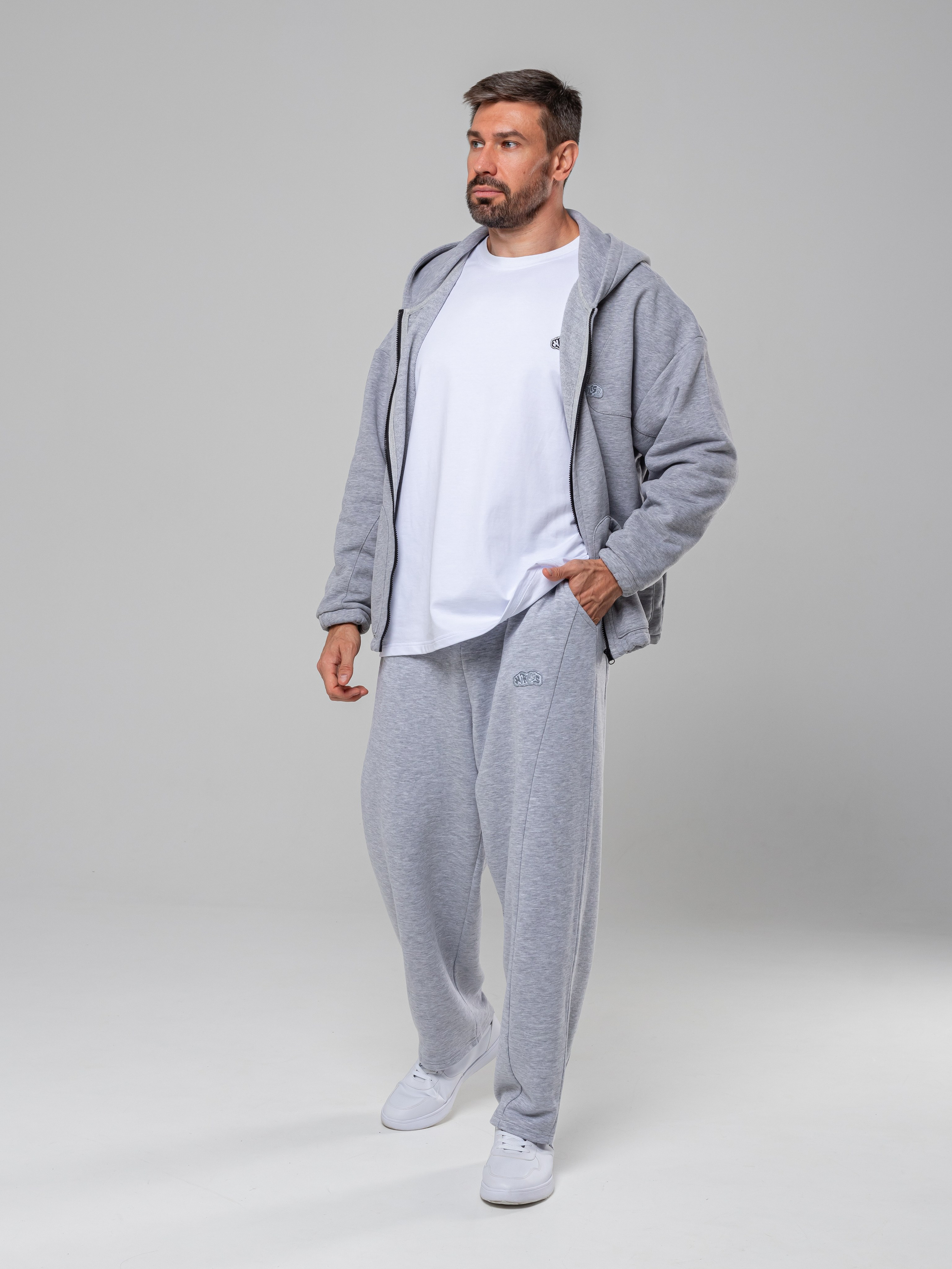 Худи и штаны. Фотограф в Краснодаре Арина Кудряшова