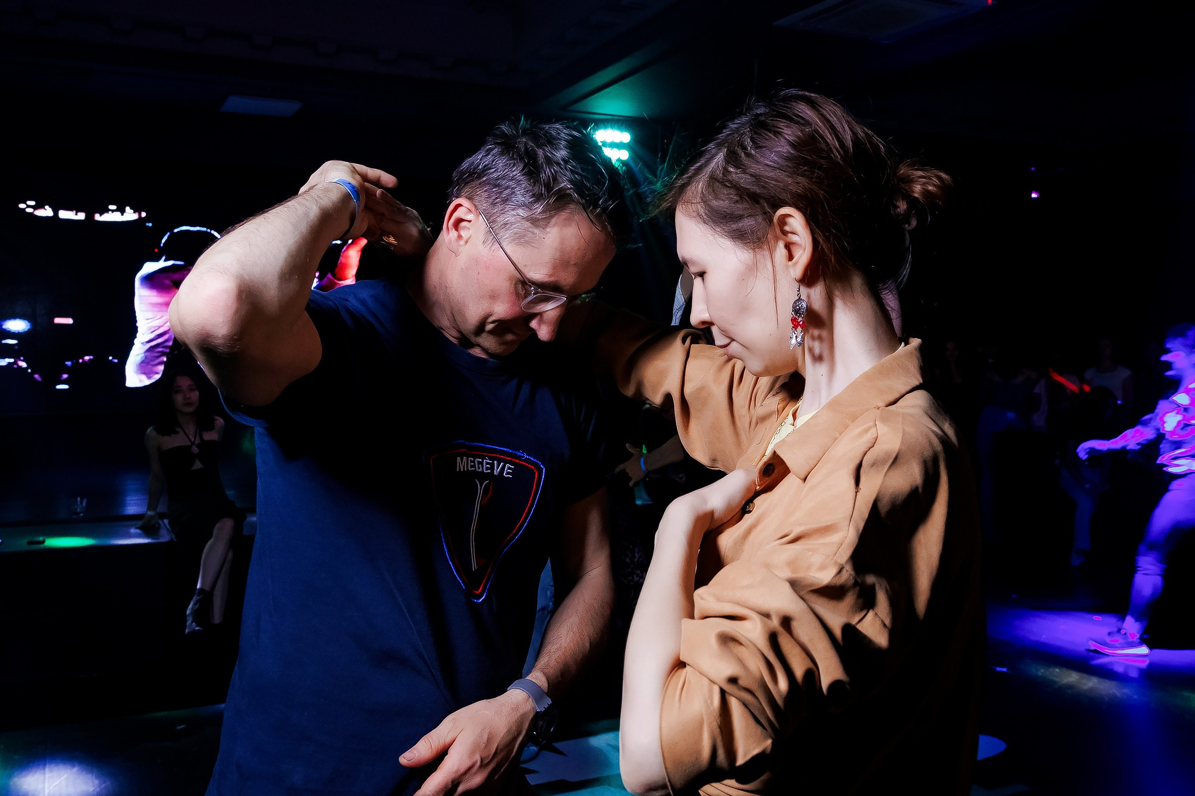 Bachata Party Hola Dance. Репортажный фотограф в Алматы Каюпов Сержан