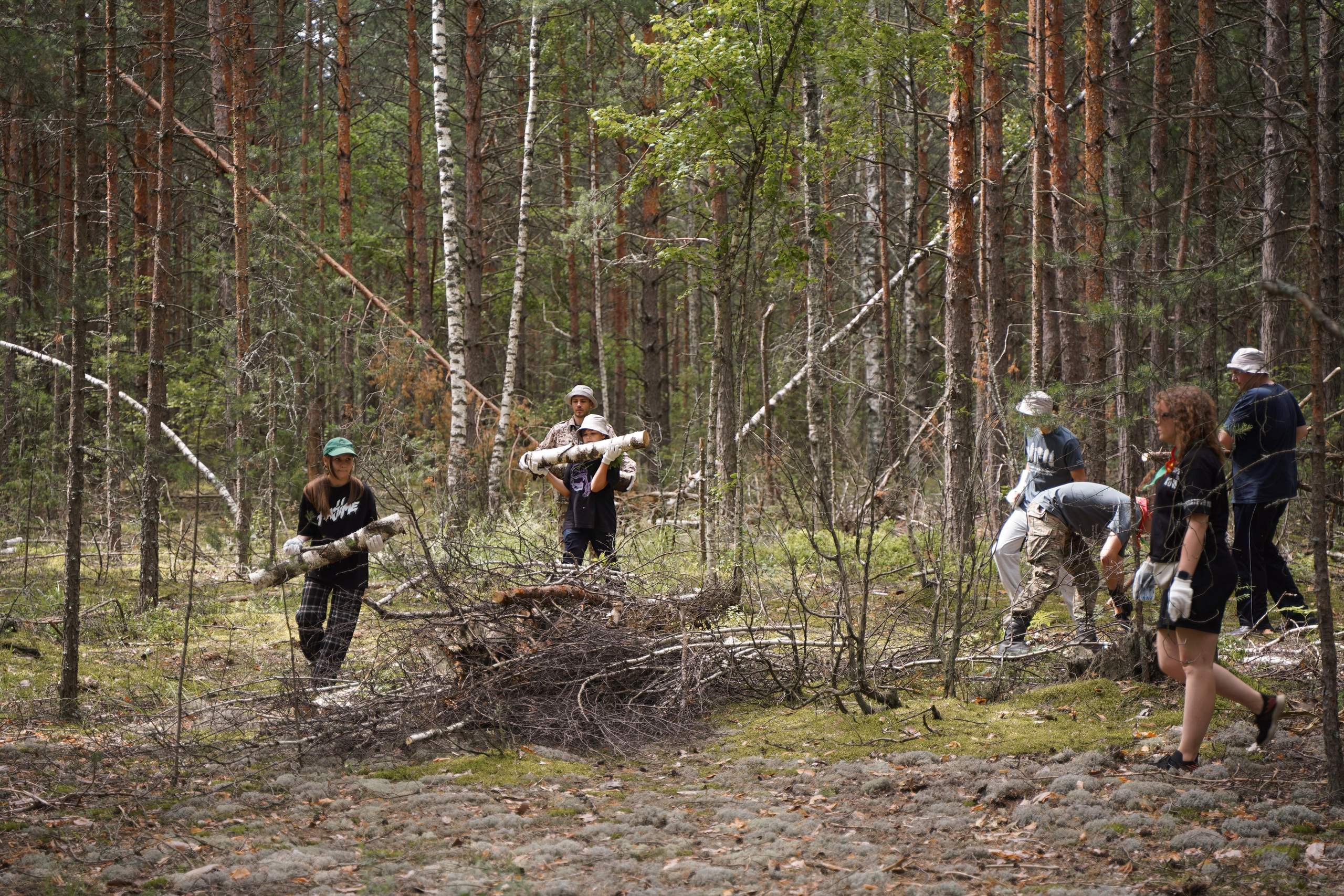 Эко-сборы добровольцев «О! Пушка» в национальном парке «Мещерский» 2024. Фотограф Надежда Погребняк | Рязань | Москва