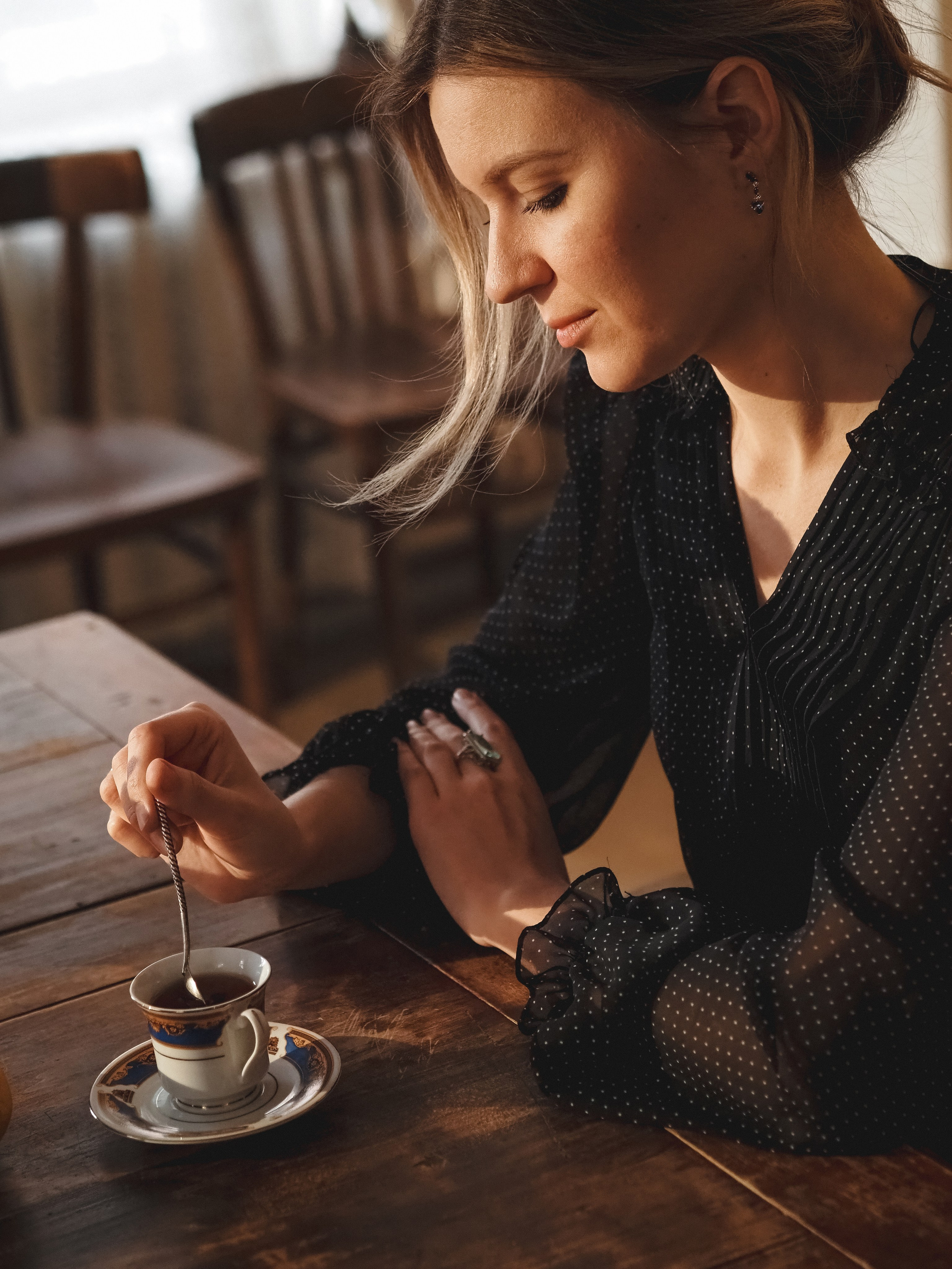 Ирина и Евгения в доме Пельцама. Семейный фотограф Ольга Барабанова