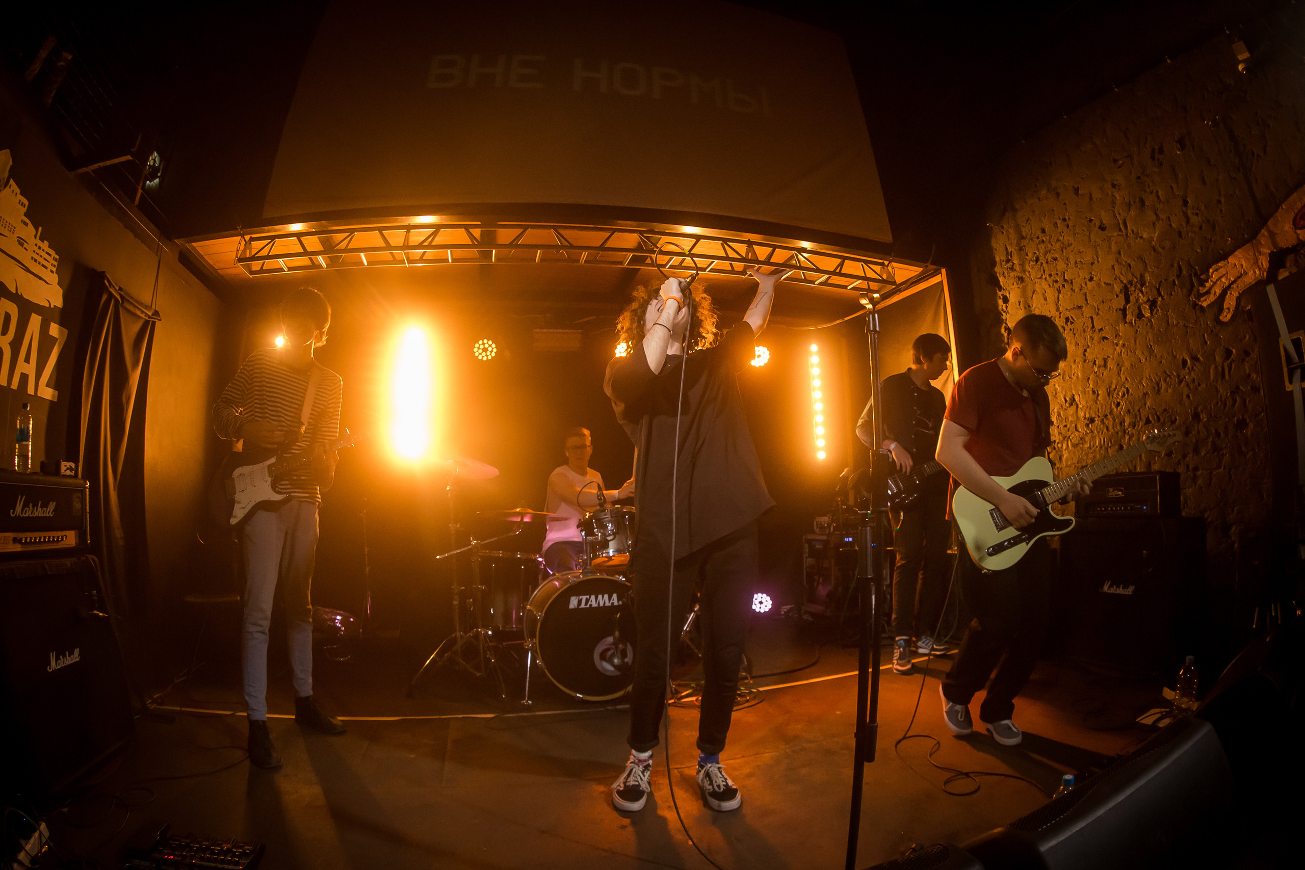 Вне нормы в Alcatraz bar. Фотографиня Мария Дикова