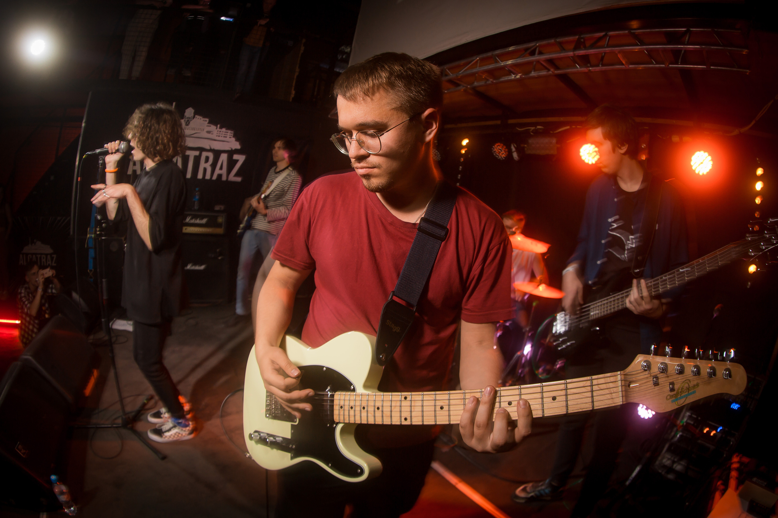 Вне нормы в Alcatraz bar. Фотографиня Мария Дикова