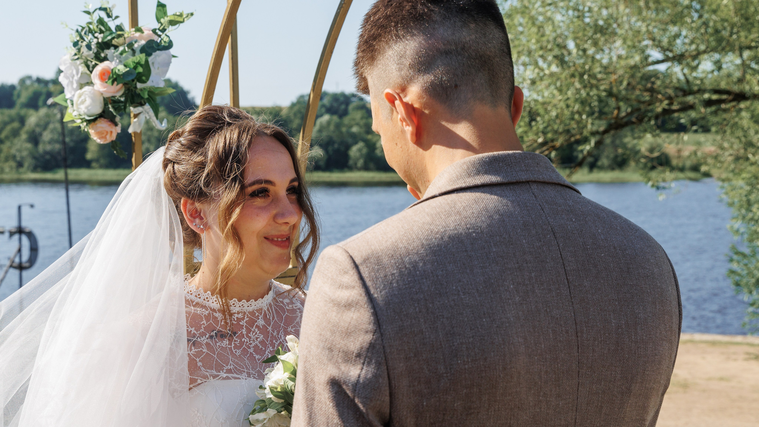 Захар и Ирина. Свадебный и семейный фотограф в г. Волхов Алексей Кочерыжкин