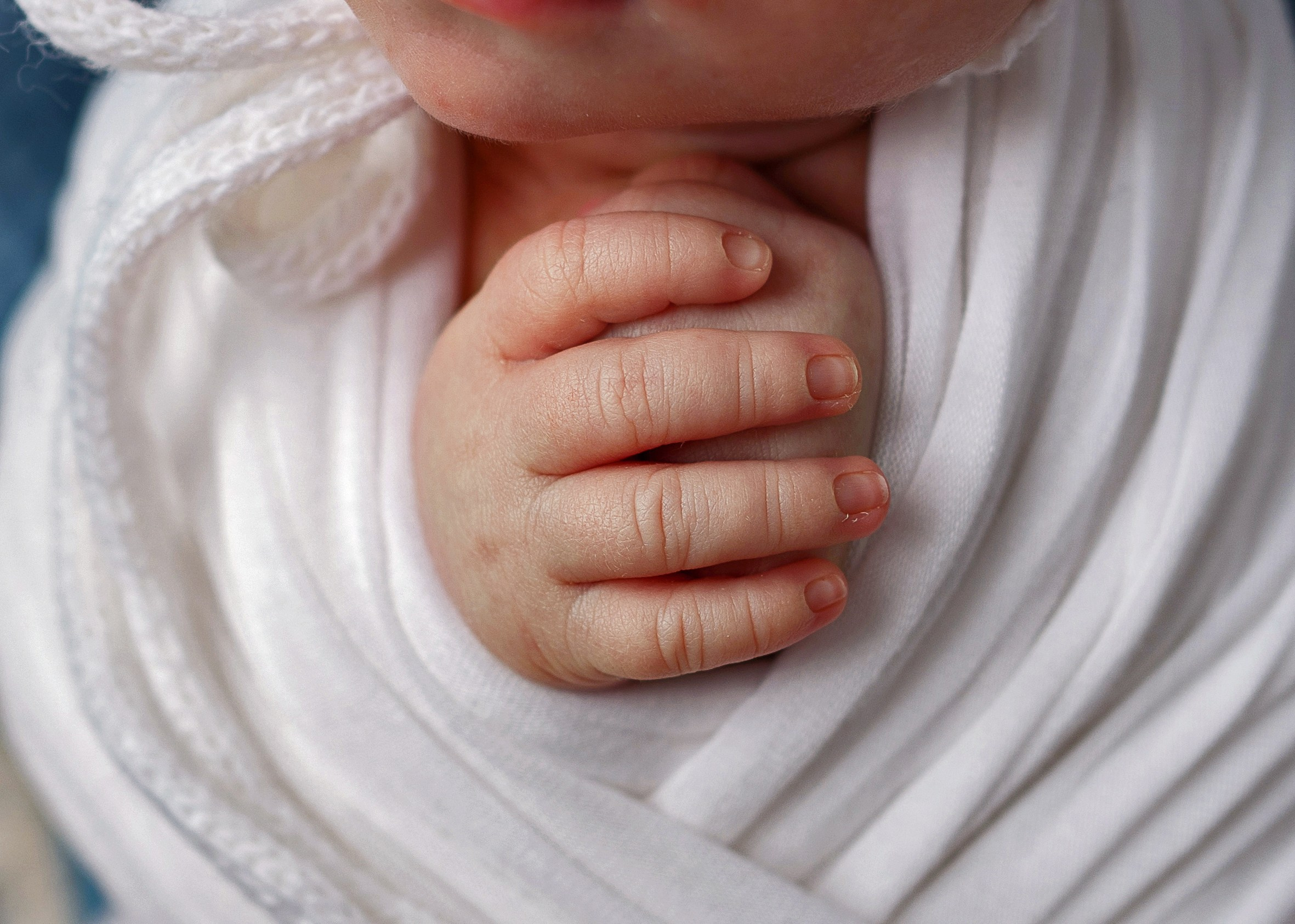 «Экспресс» + семейные кадры + доп. ретушь (13 дней). Фотограф новорожденных в Ялте