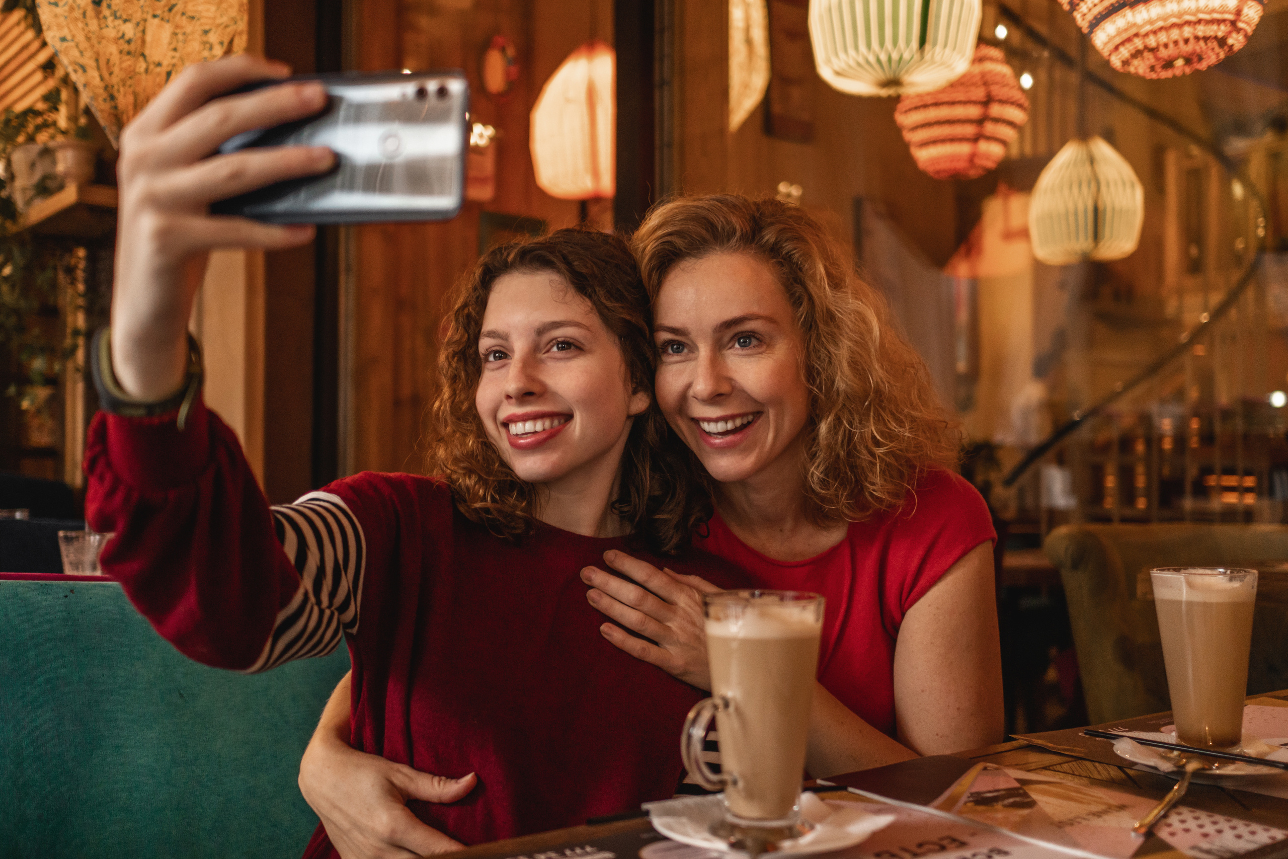 Фотосессия мамы со взрослой дочкой в Санкт-Петербурге. Семейный и детский фотограф в Санкт-Петербурге Наталья Григорьева