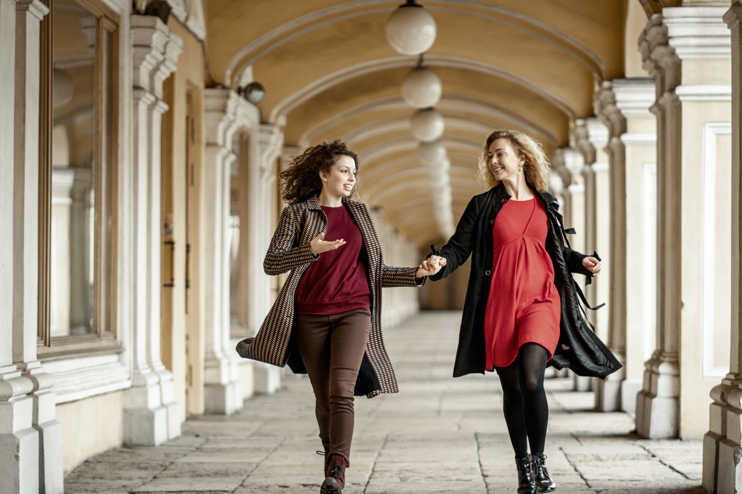 Фотосессия мамы со взрослой дочкой в Санкт-Петербурге. Семейный и детский фотограф в Санкт-Петербурге Наталья Григорьева