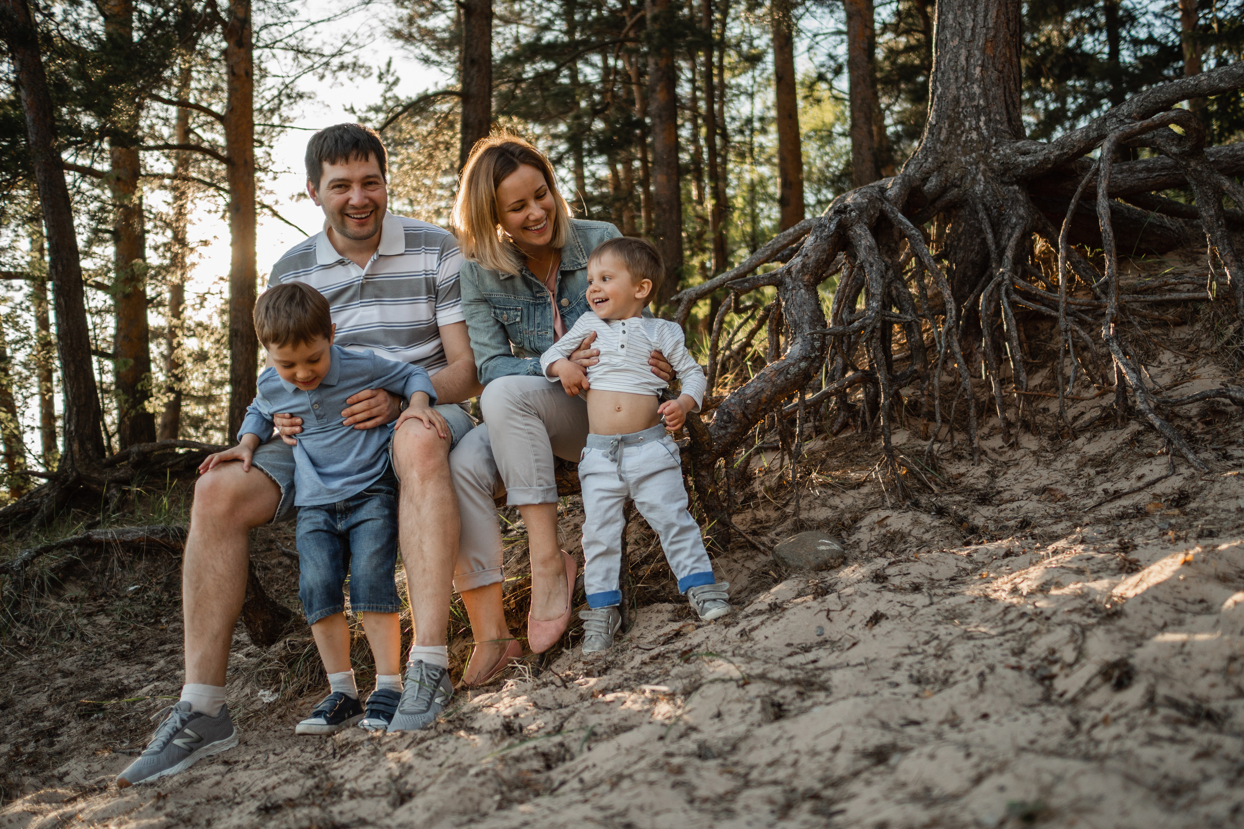 Семейная фотосессия на велосипедах. Семейный и детский фотограф в Санкт-Петербурге Наталья Григорьева