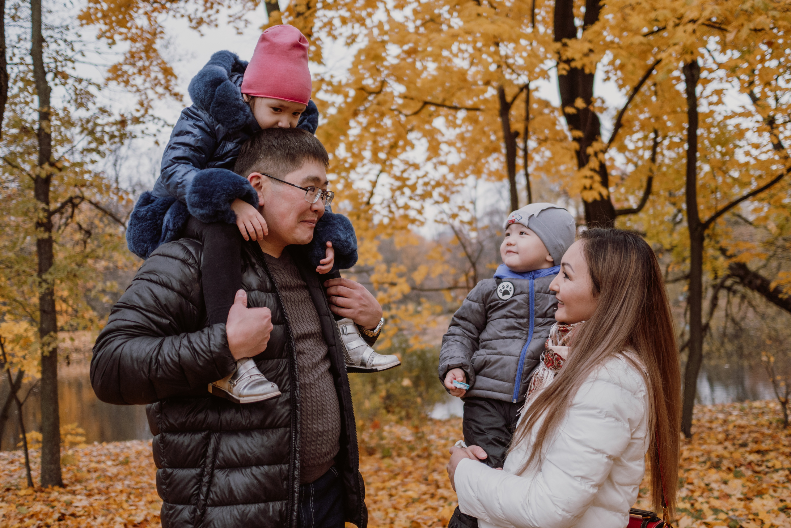 Осенняя семейная фотосессия в Санкт-Петербурге. Семейный и детский фотограф в Санкт-Петербурге Наталья Григорьева